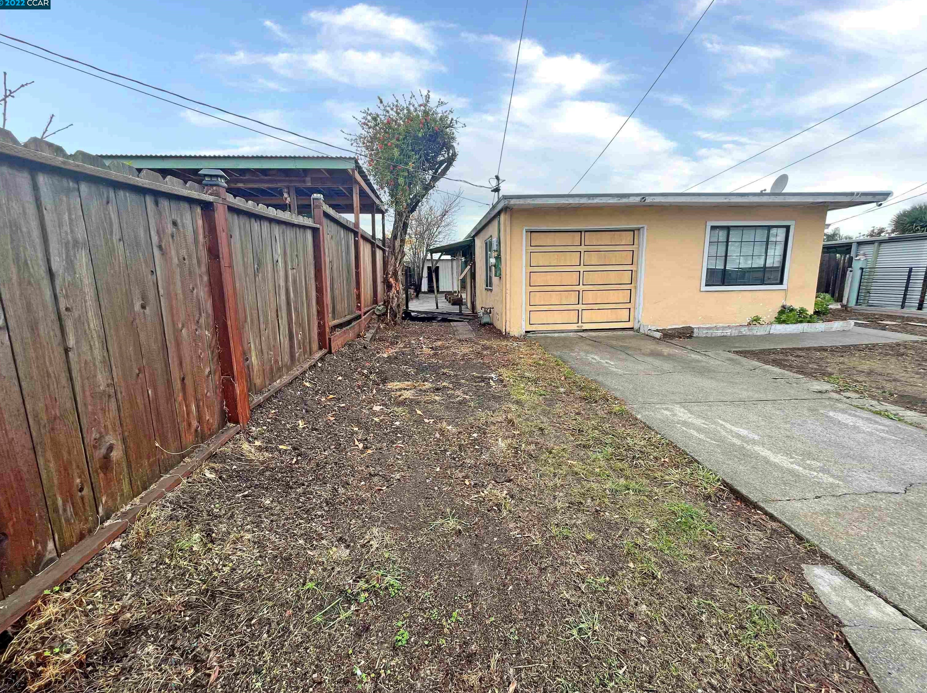 78 Nancy Dr, Richmond, CA 94806-1238