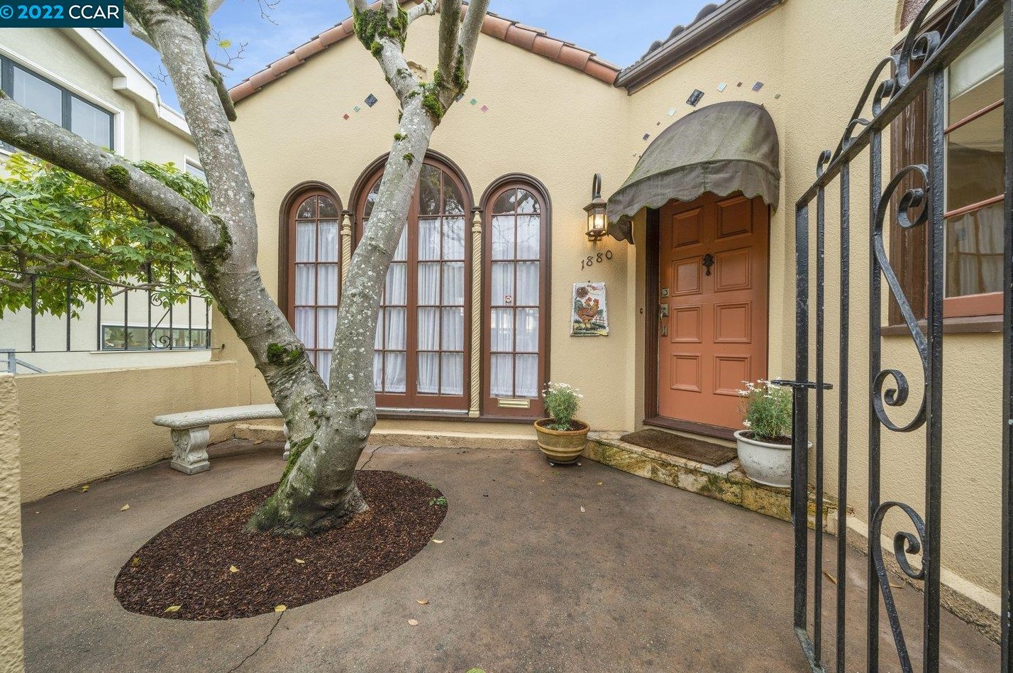 1880 San Ramon Ave, Berkeley, CA 94707