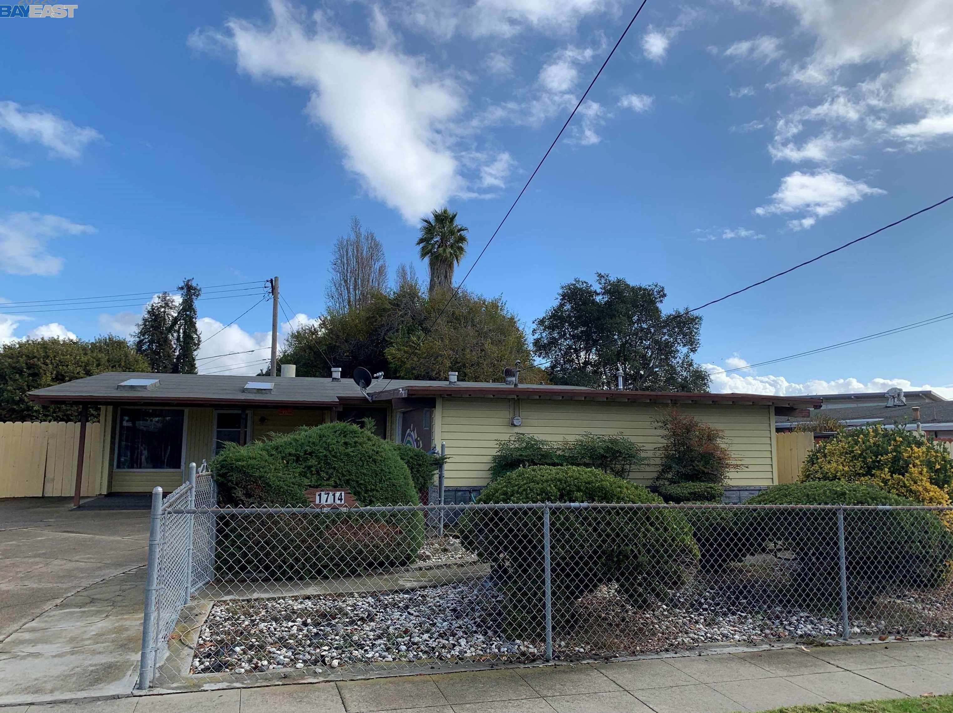 1714 Southgate St, Hayward, CA 94545