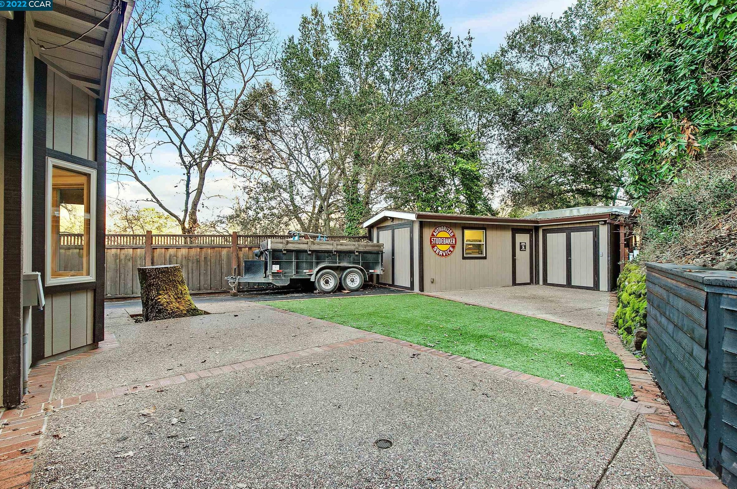 964 Yorkshire Ct, Lafayette CA  94549-4623 exterior