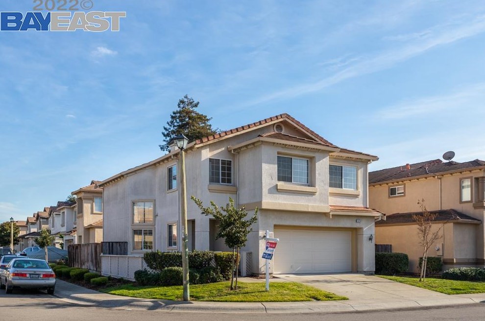 16228 Silverleaf Dr, San Lorenzo, CA 94580
