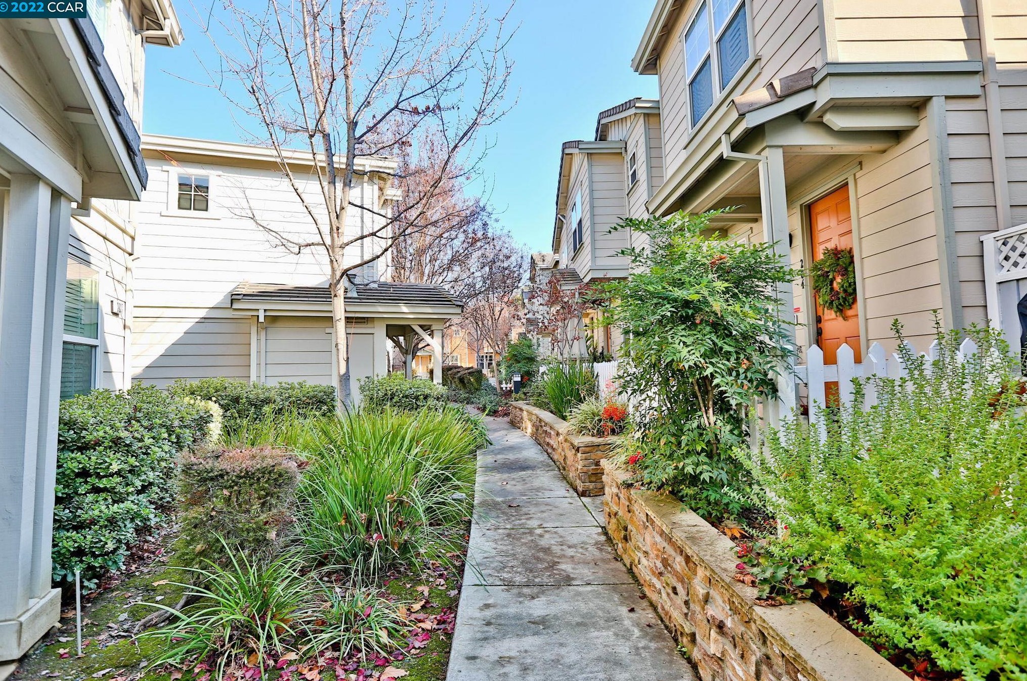 3037 Citrus Cir, Walnut Creek, CA 94598-2612