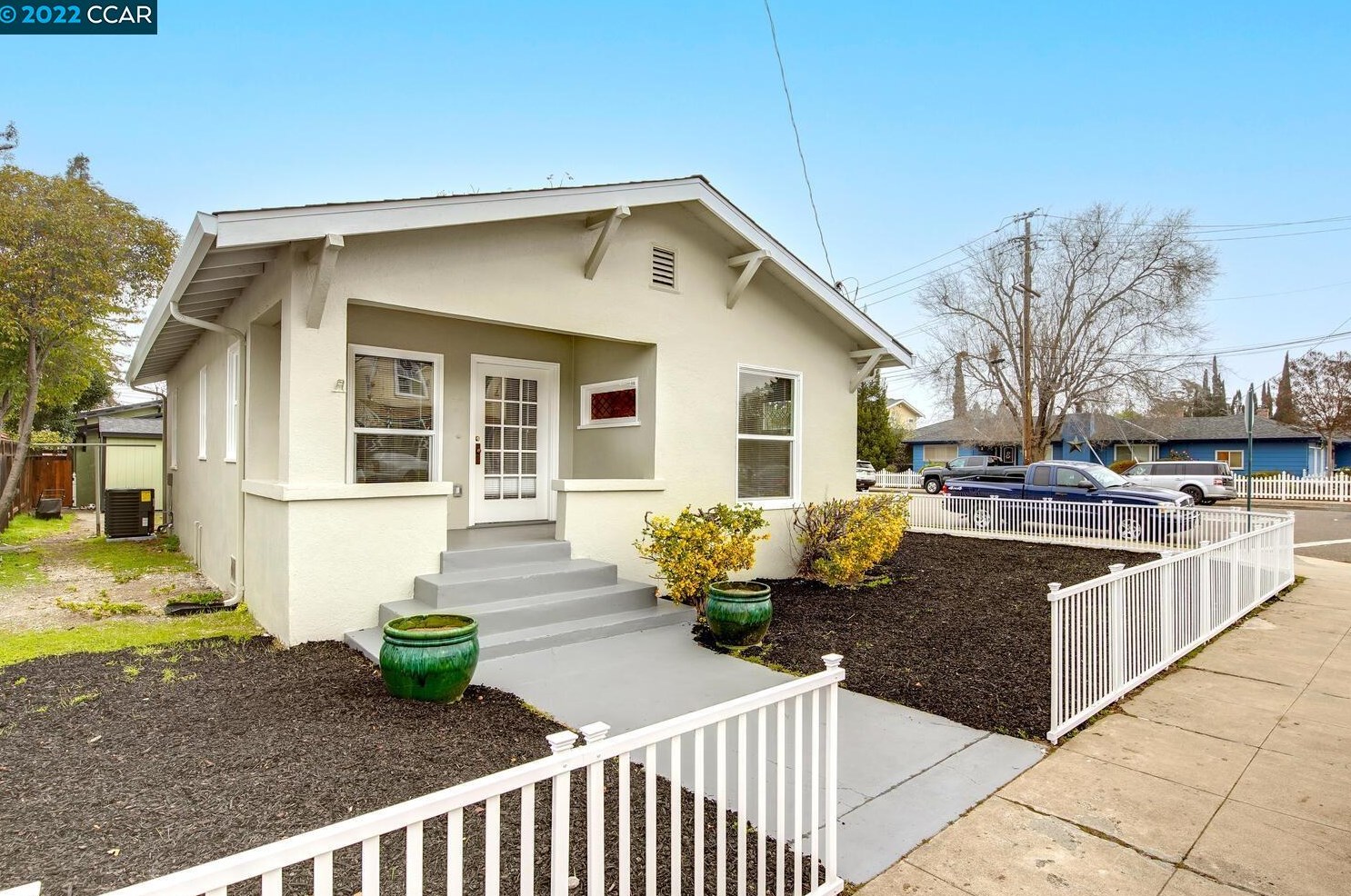 2472 College Ave, Livermore, CA 94550