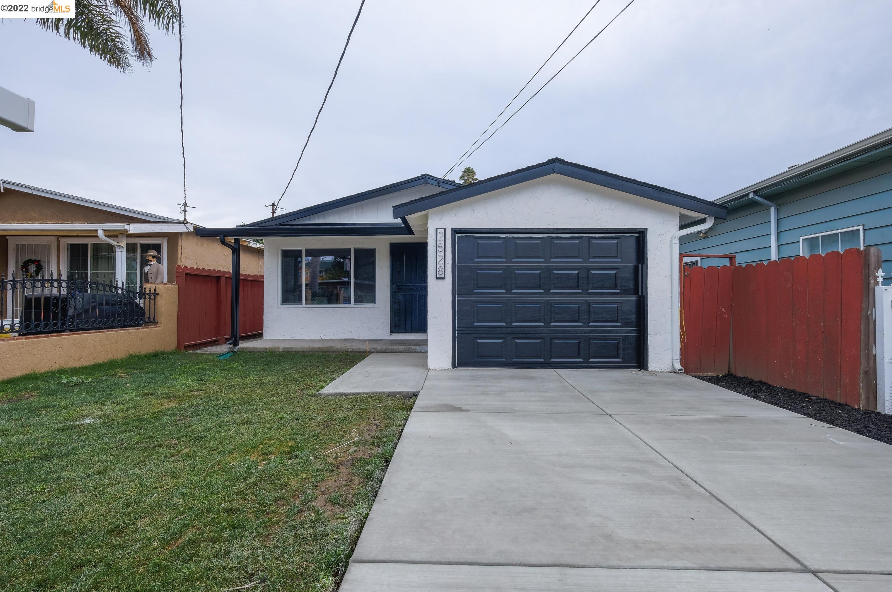 2528 20th St, Richmond, CA 94806-2918