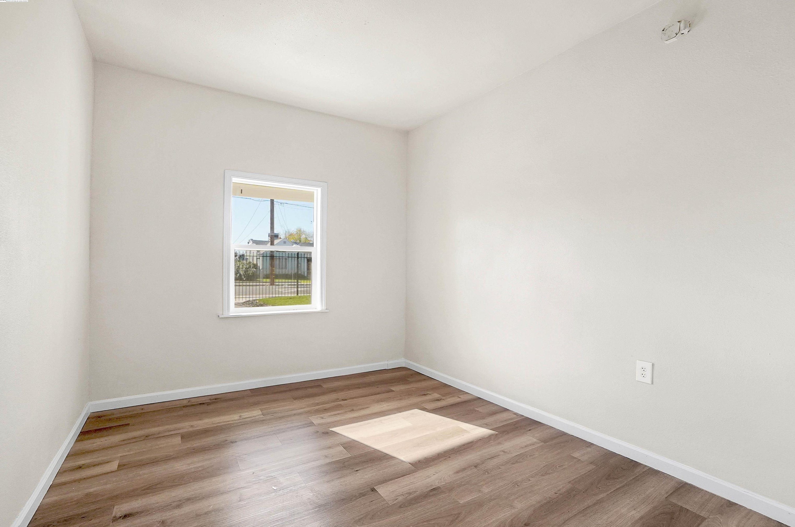 2209 North Ave, Sacramento CA  95838-3133 exterior