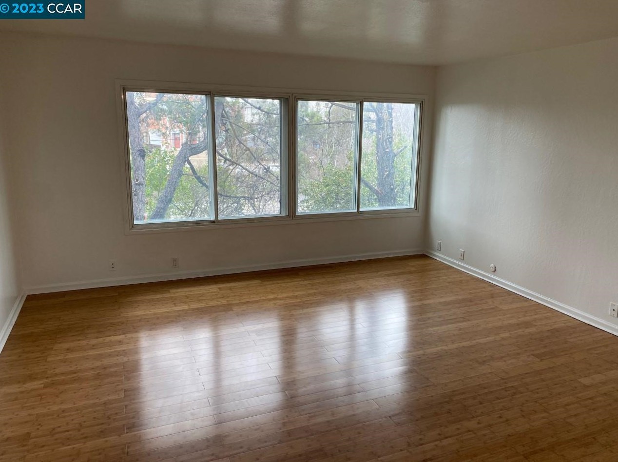 455 Crescent St #207, Oakland, CA 94610
