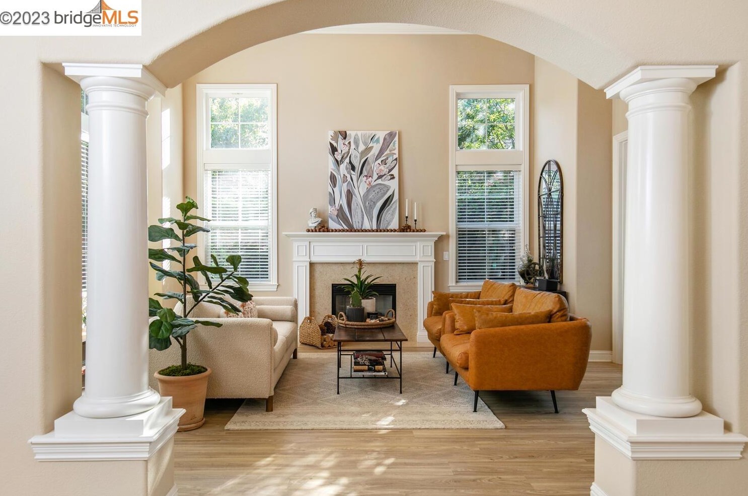 1760 Duchess Ter, Los Angeles CA  94513-2642 exterior