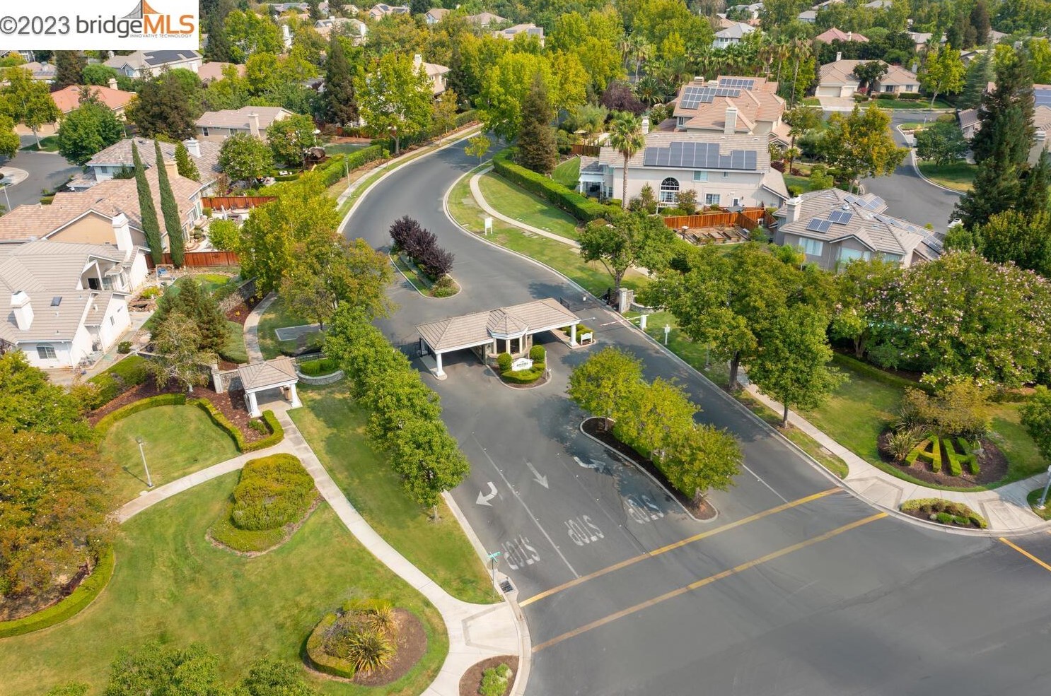 1760 Duchess Ter, Los Angeles CA  94513-2642 exterior