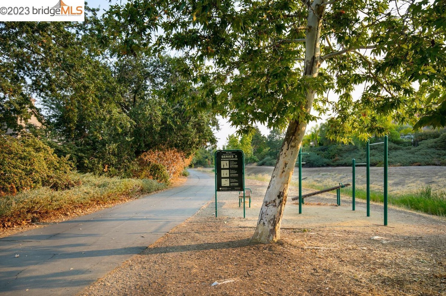 1760 Duchess Ter, Los Angeles CA  94513-2642 exterior