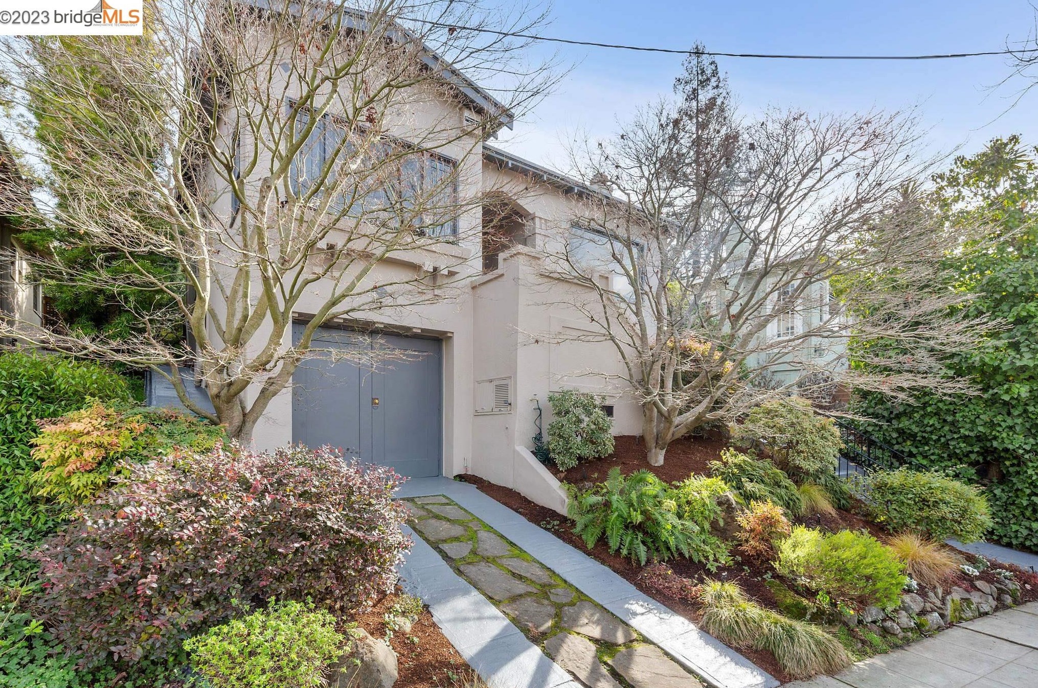 1054 Harvard, Oakland, CA 94610