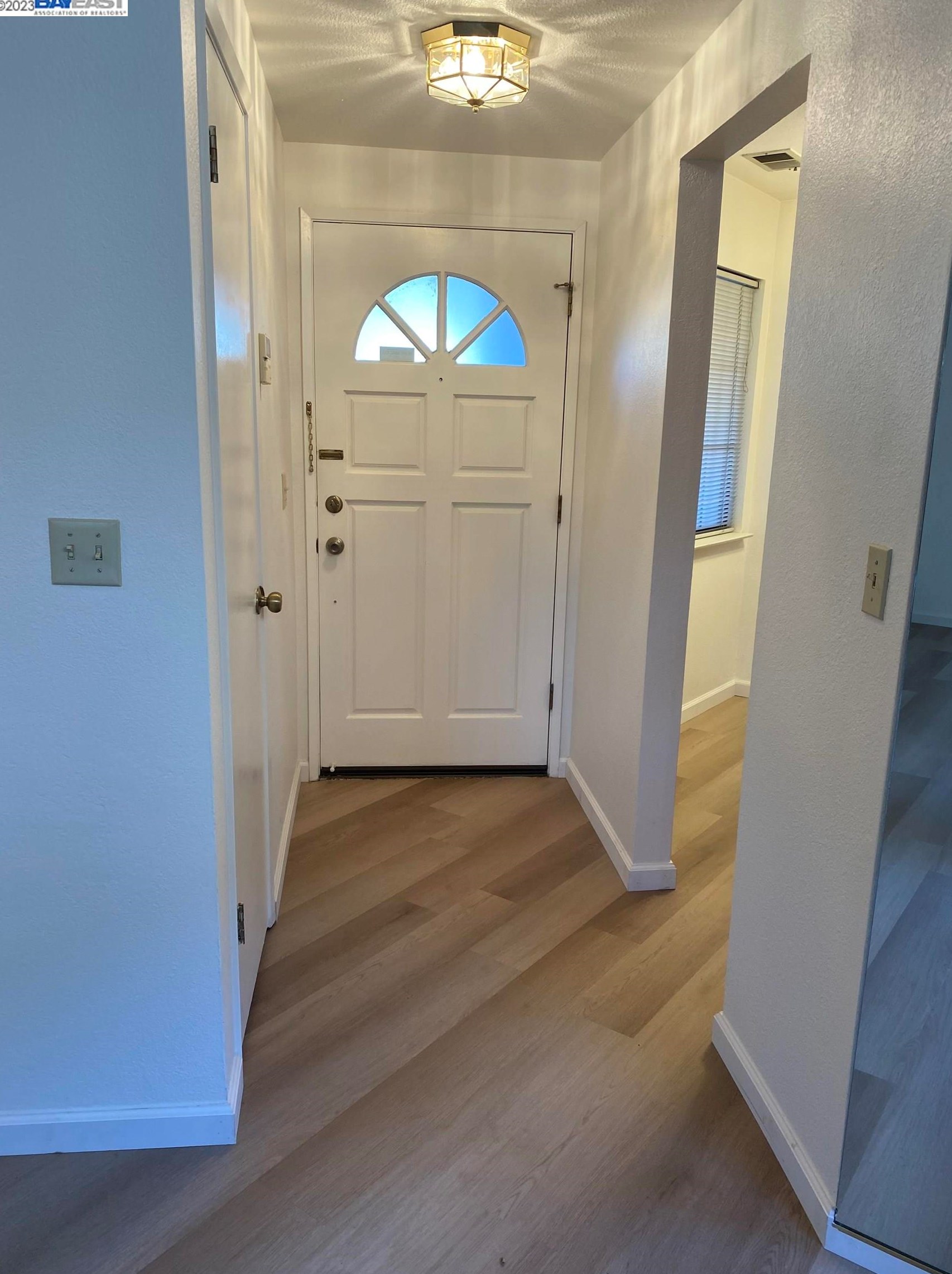 1003 Foster St, Alameda, CA 94502