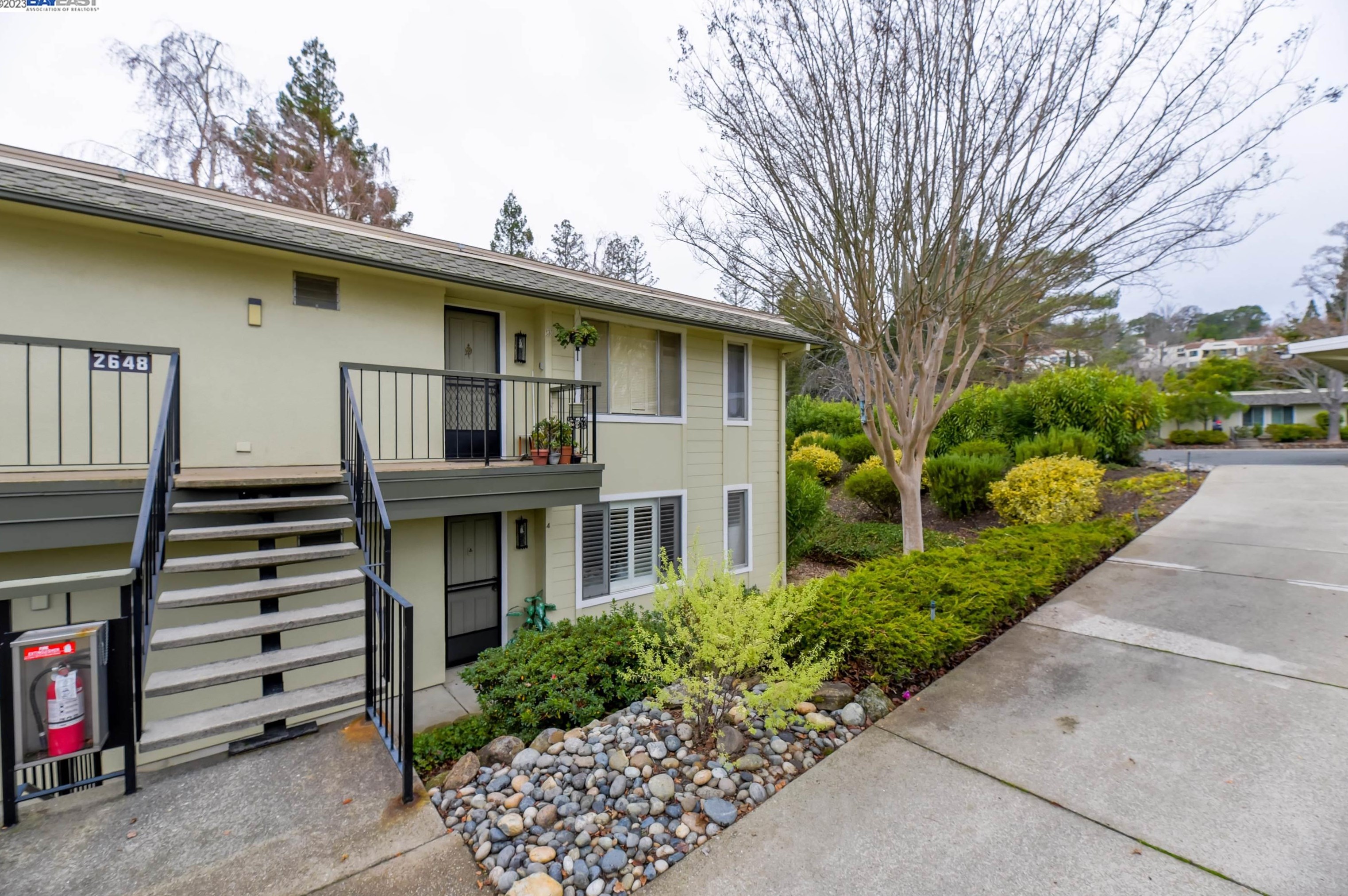 2648 Ptarmigan Dr #3, Walnut Creek, CA 94595