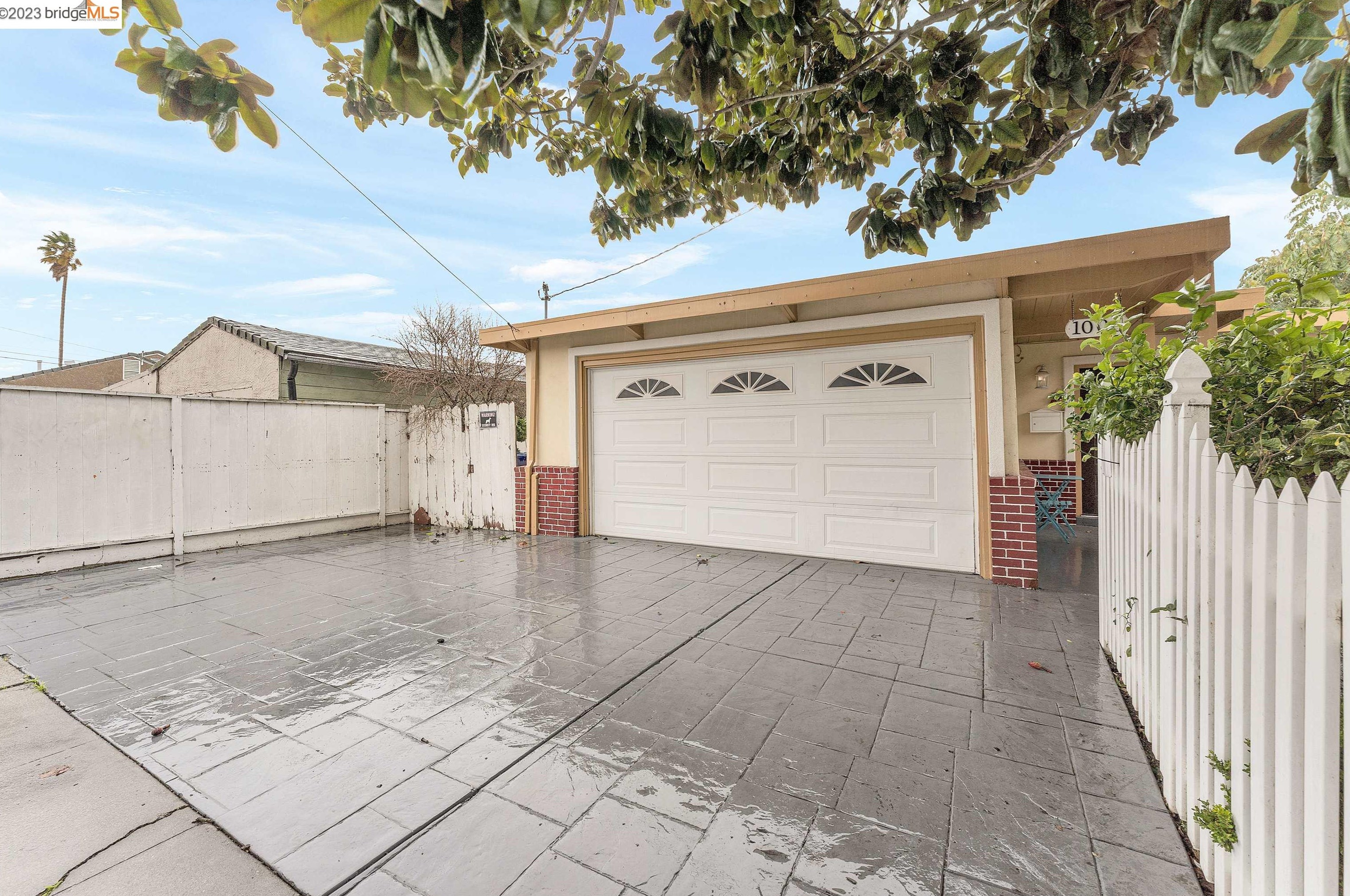 1006 Lake St, Richmond, CA 94806-2229