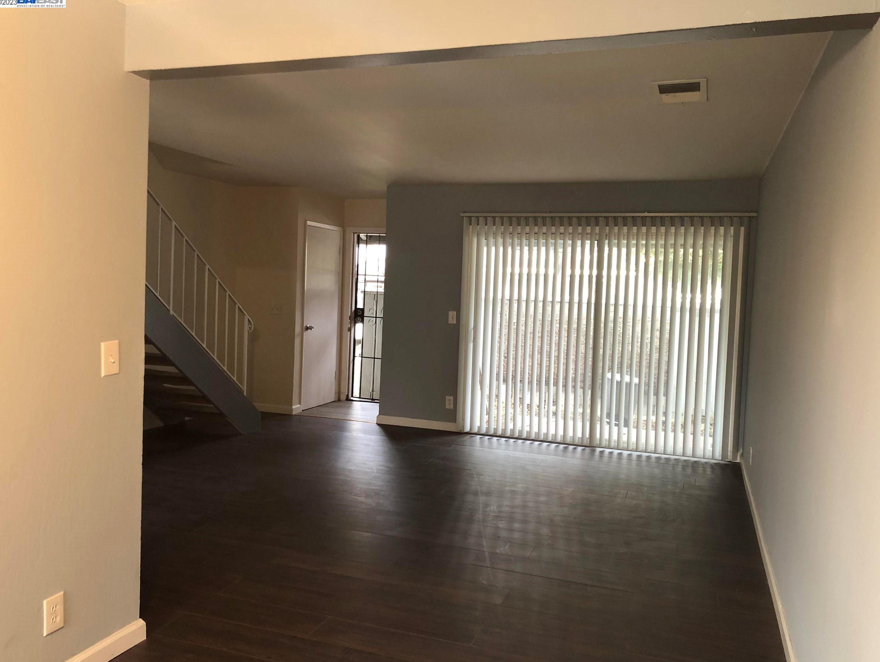 34 Villa Ct, Fairfield, CA 94533-2527