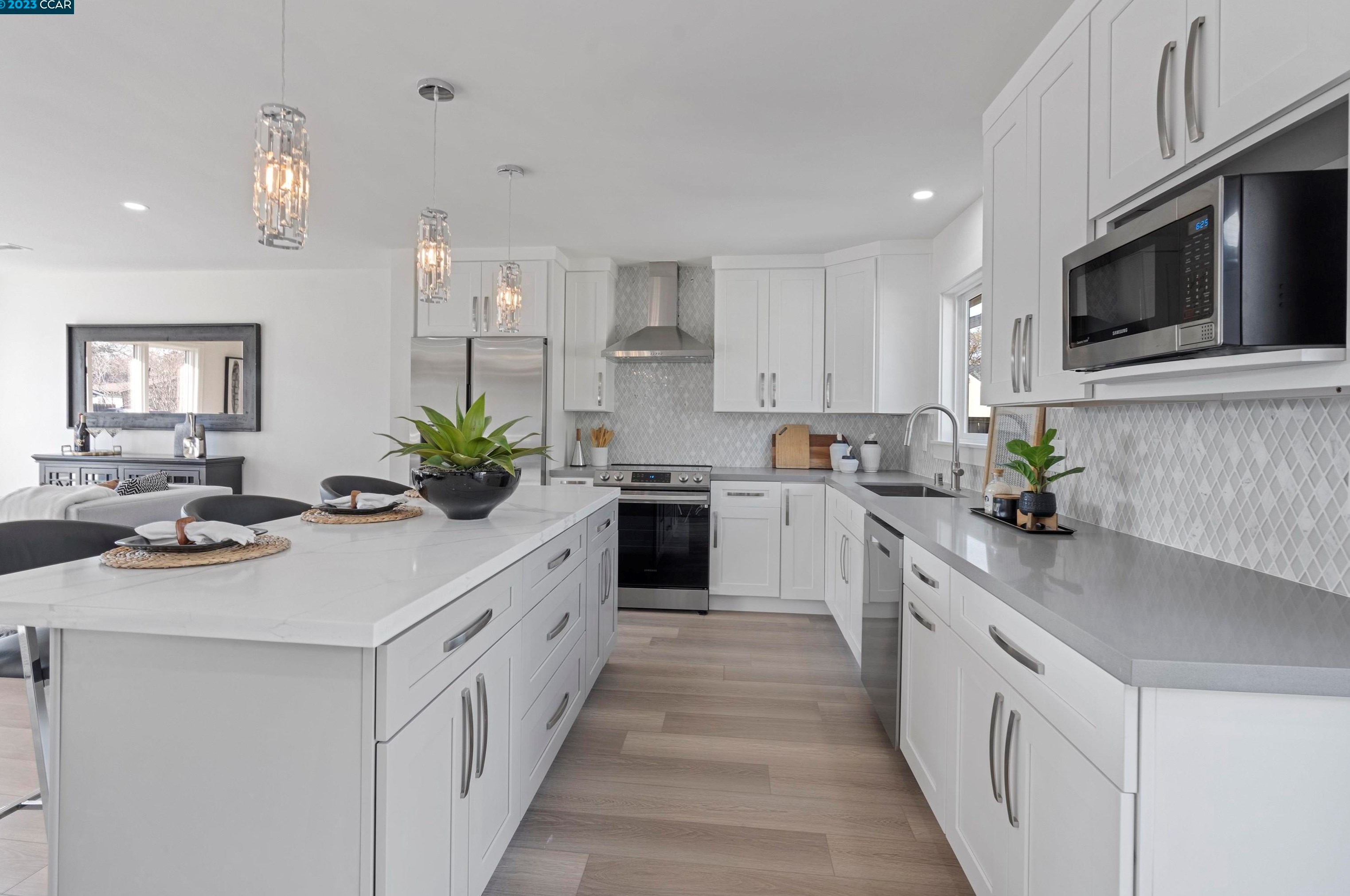3877 Village Rd, Concord CA  94519-1139 exterior
