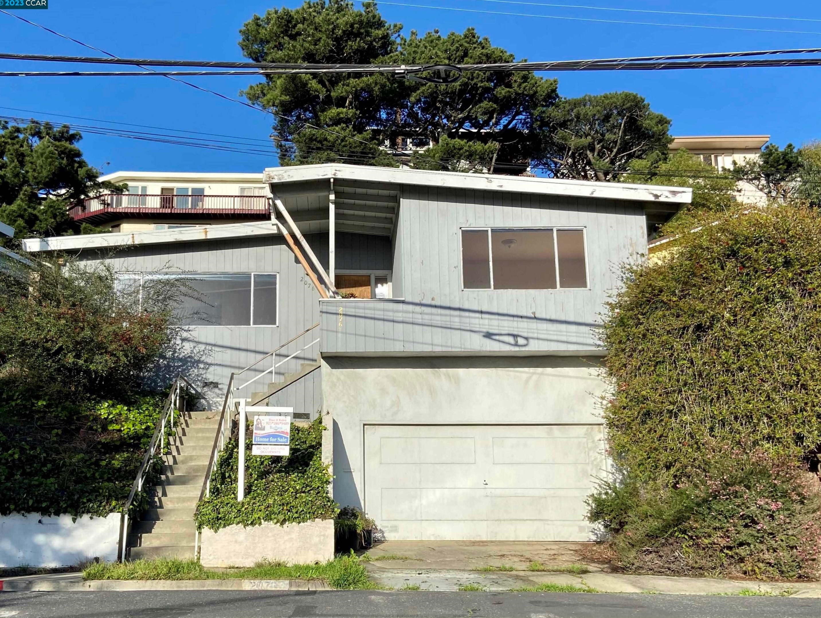 2076 Harper St, Richmond, CA 94530-1723