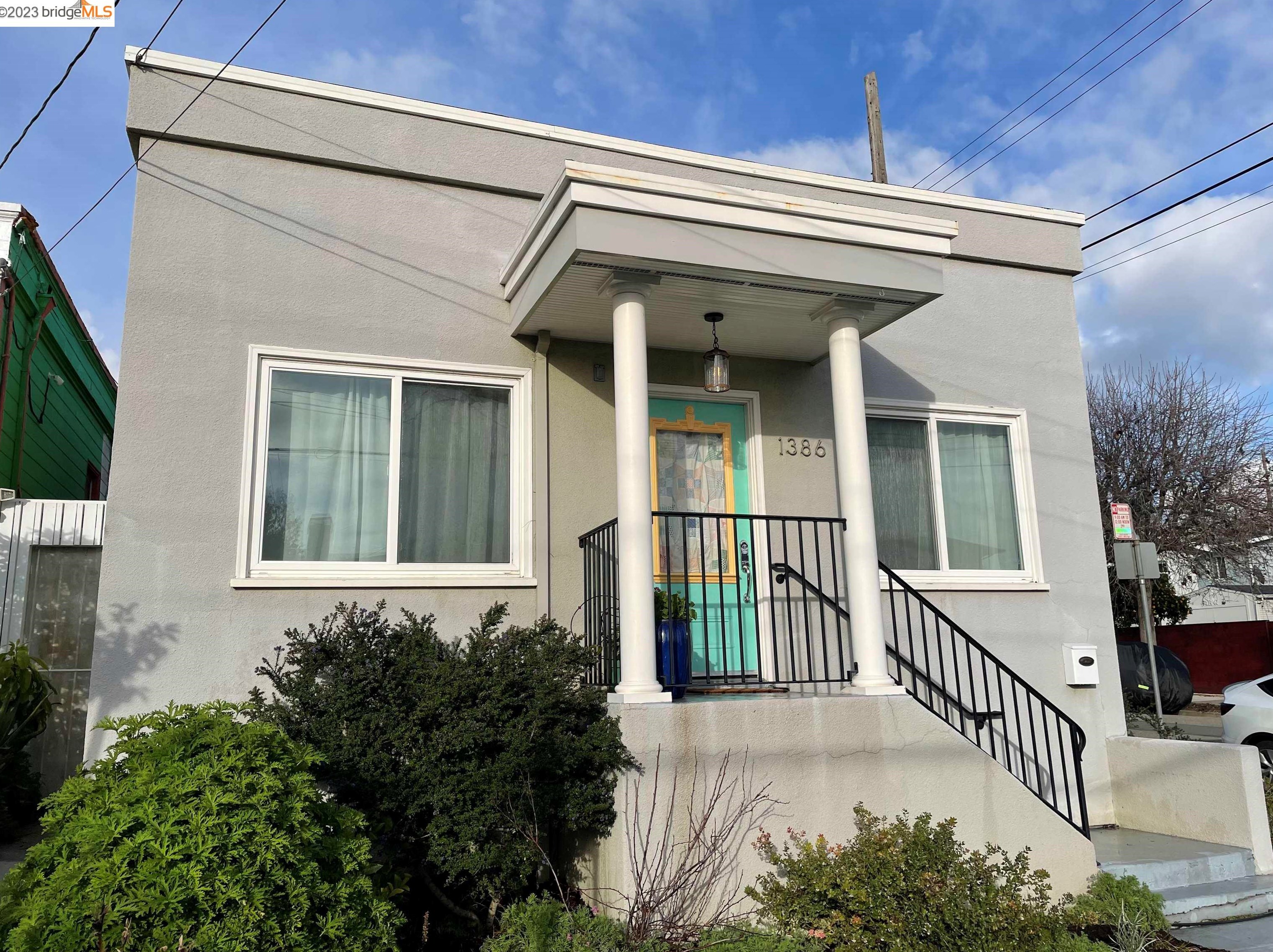 1386 36th St, Oakland, CA 94602