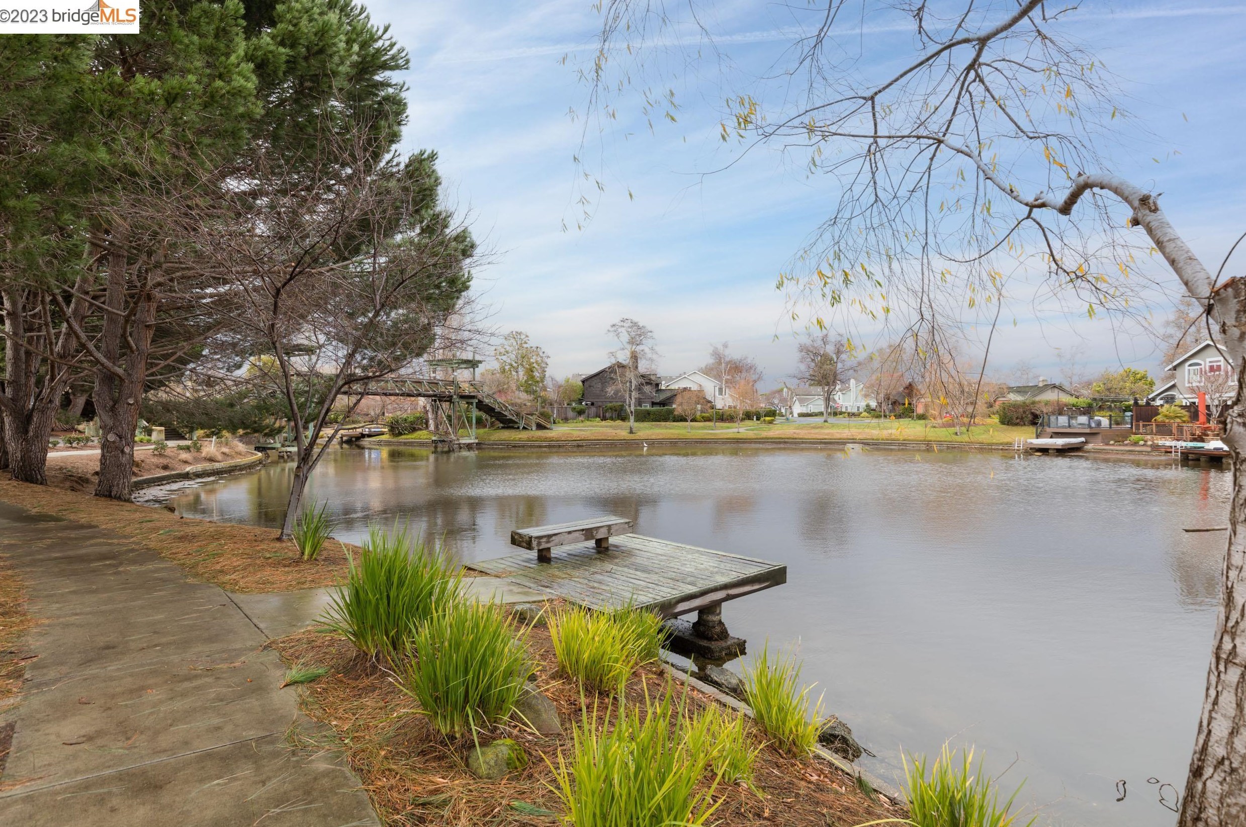 1101 Ironwood Rd, Alameda CA  94502-6620 exterior