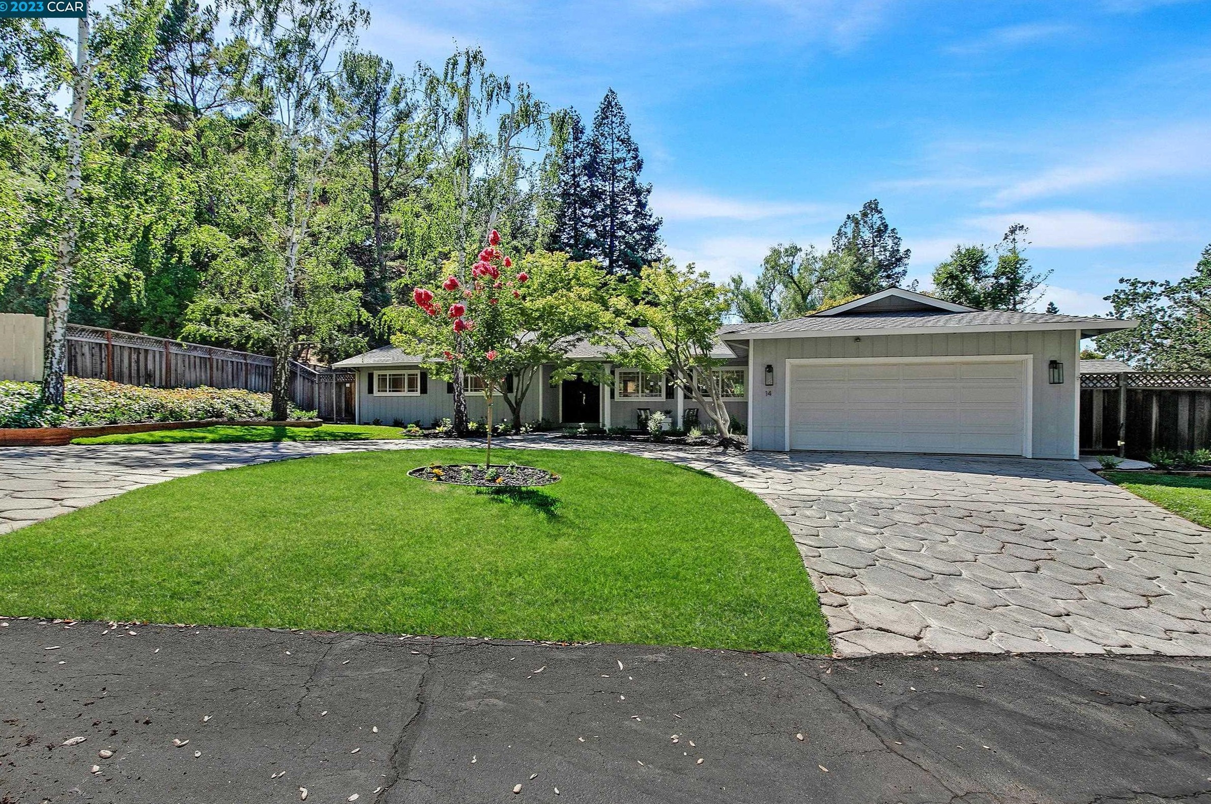 14 Hagen Oaks Ct, Alamo CA  94507-2207 exterior