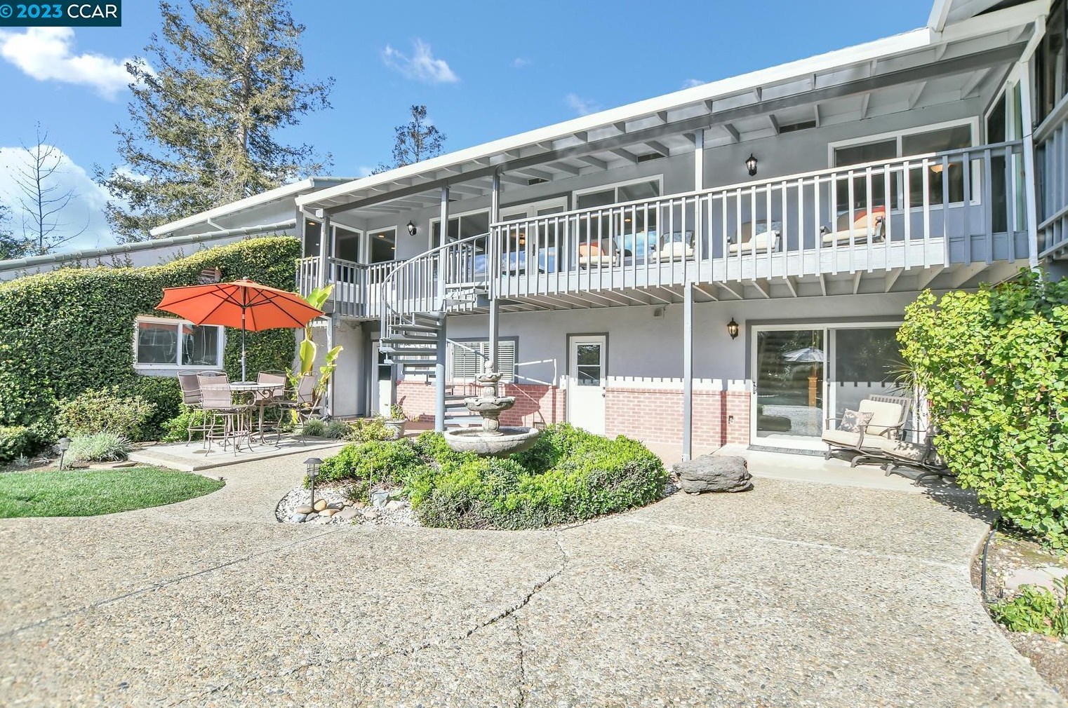 30 Kirkwood Ct, Concord CA  94521-1427 exterior