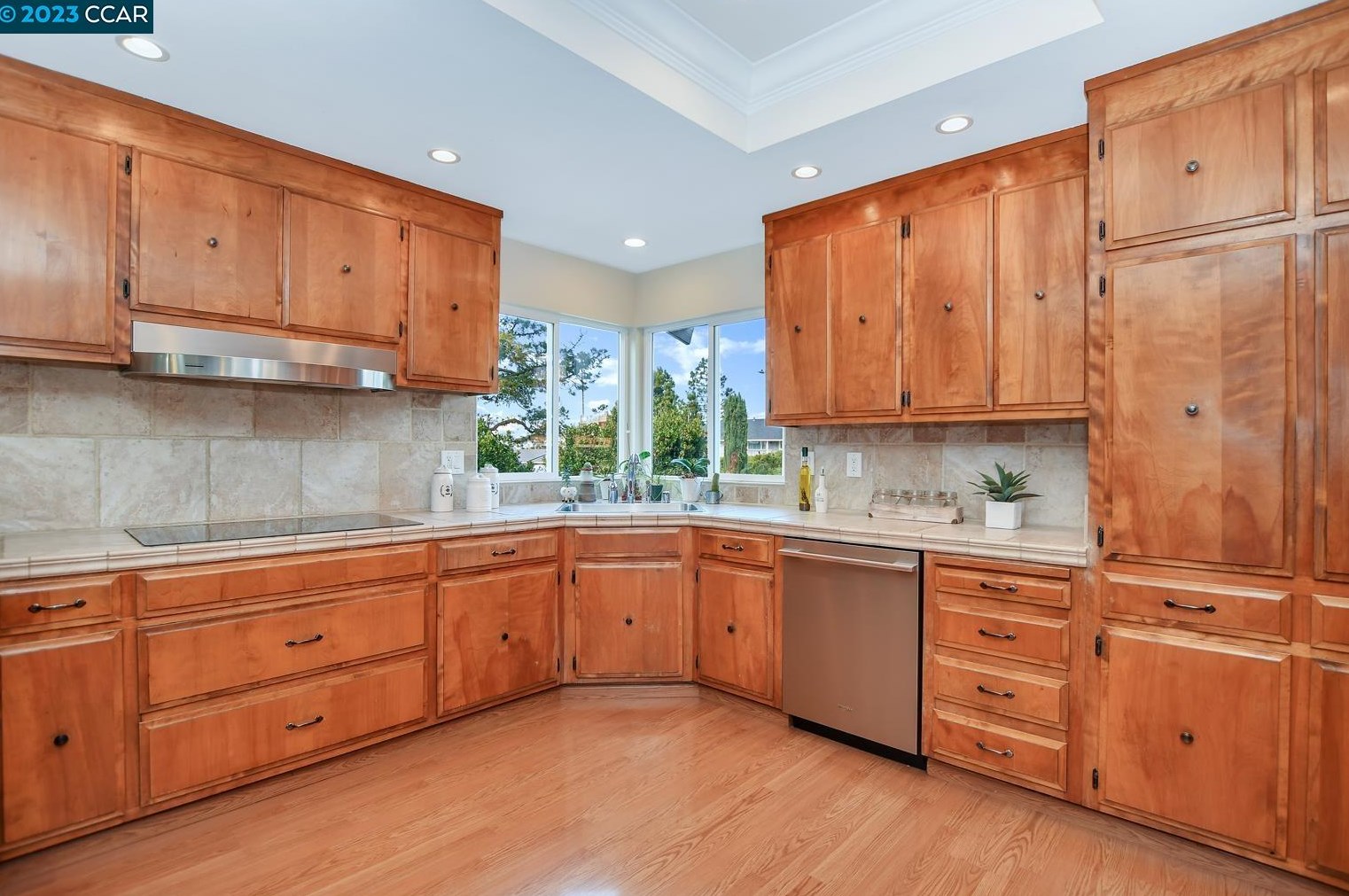 30 Kirkwood Ct, Concord CA  94521-1427 exterior