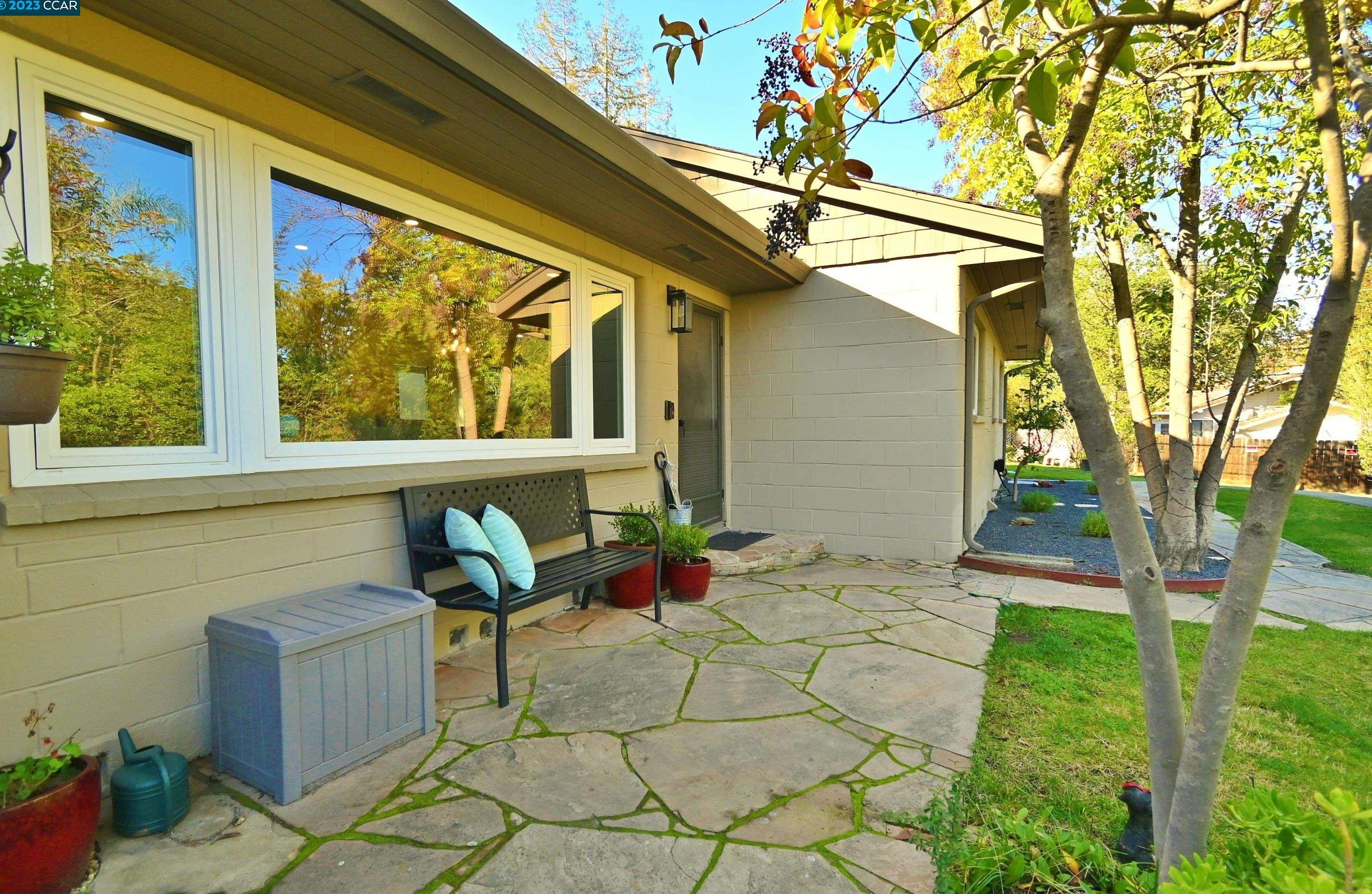 221 Wootten Dr, Walnut Creek, CA 94597