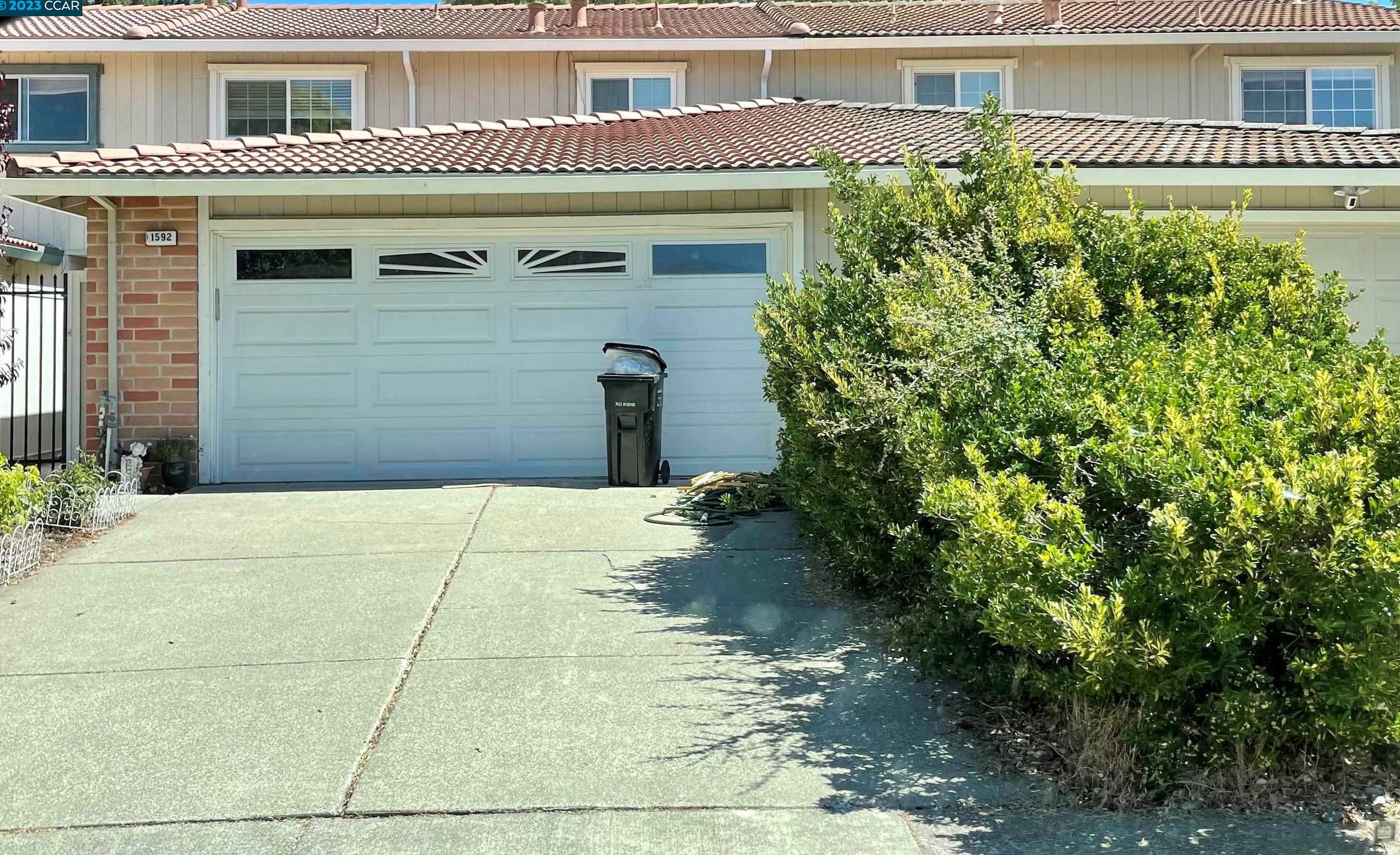 1592 Mission Dr, Danville, CA 94526