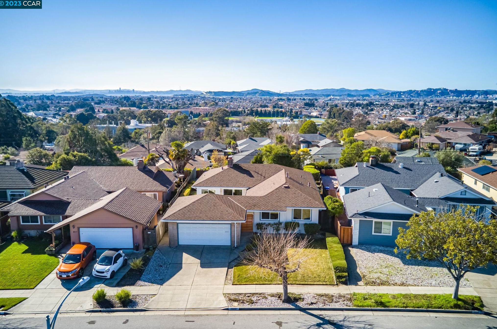 3025 Birmingham Dr, Richmond CA  94806-2632 exterior