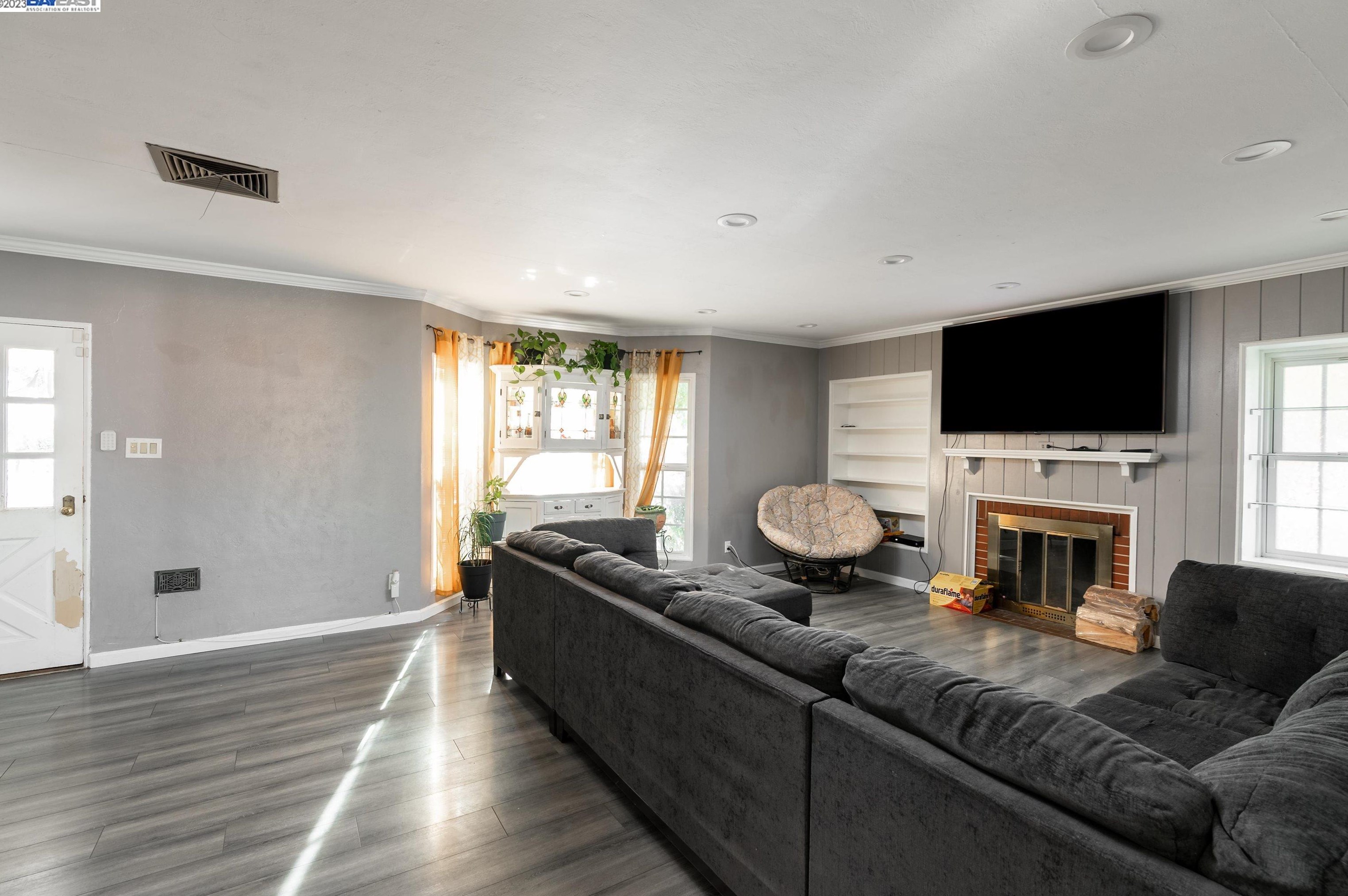 23 Hollywood Ave, Tracy, CA 95376