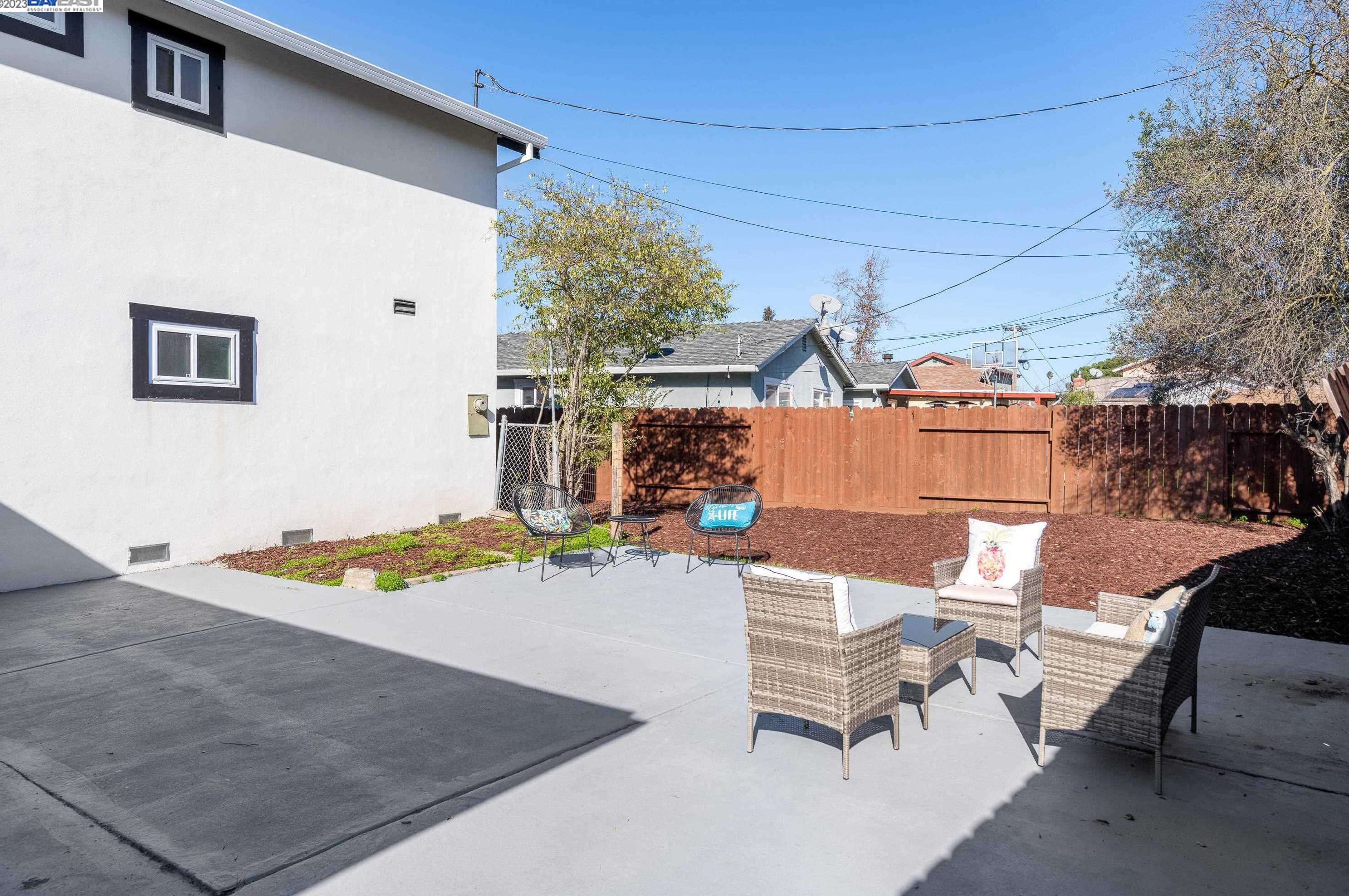 269 Cortland Cir, Vallejo CA  94589-1708 exterior