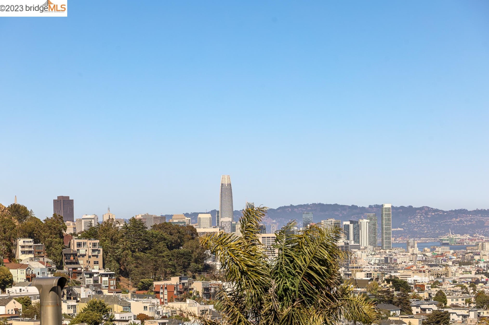 3258 Market St, San Francisco CA  94114-2282 exterior