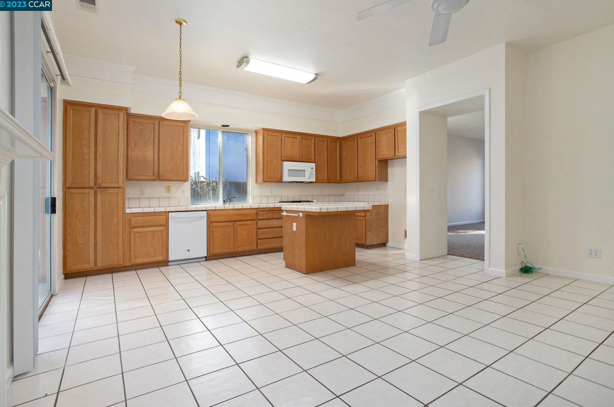 632 Doolittle Way, Antioch CA  94509-6537 exterior