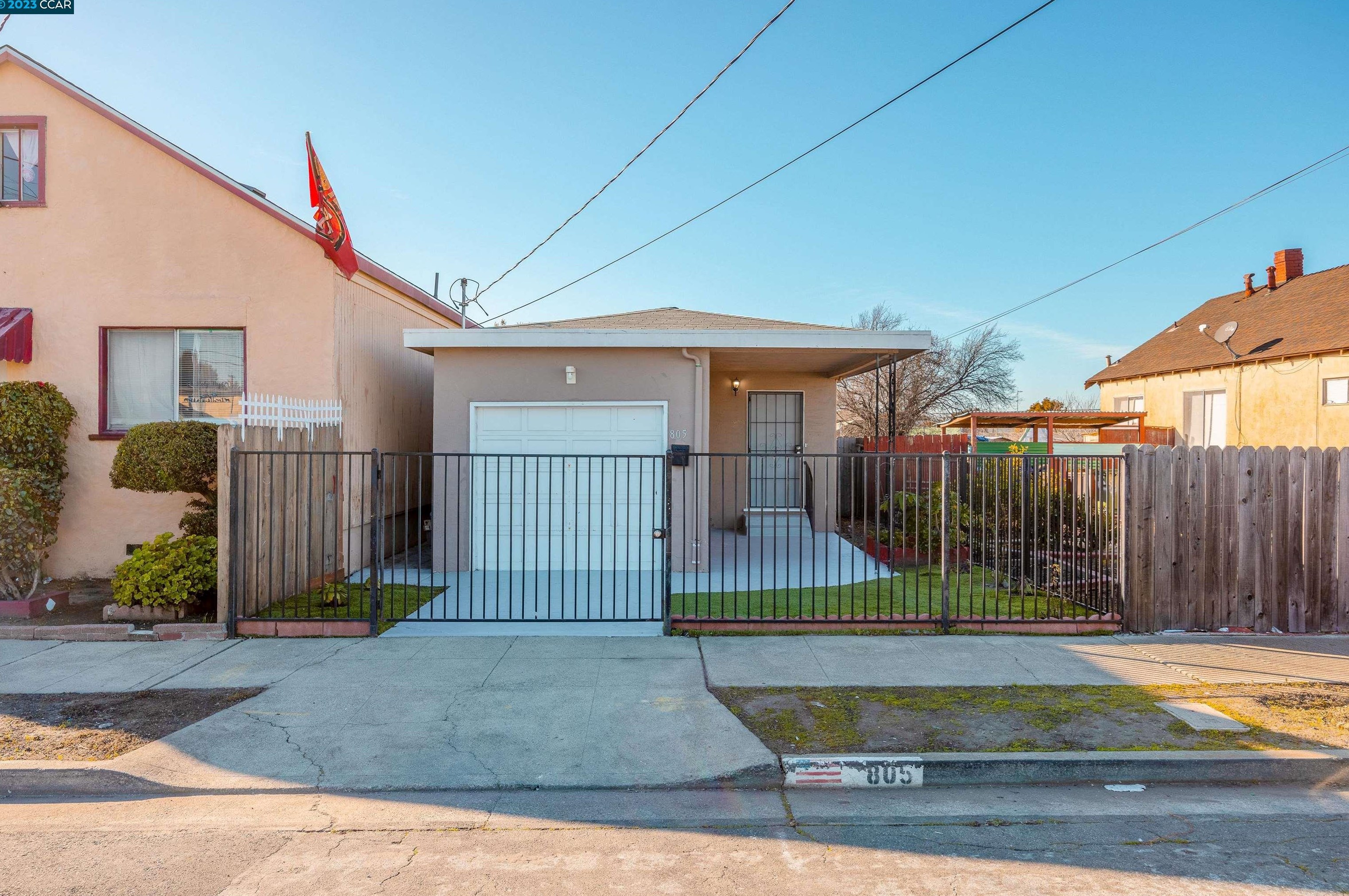 805 6th St, Richmond, CA 94801-2214