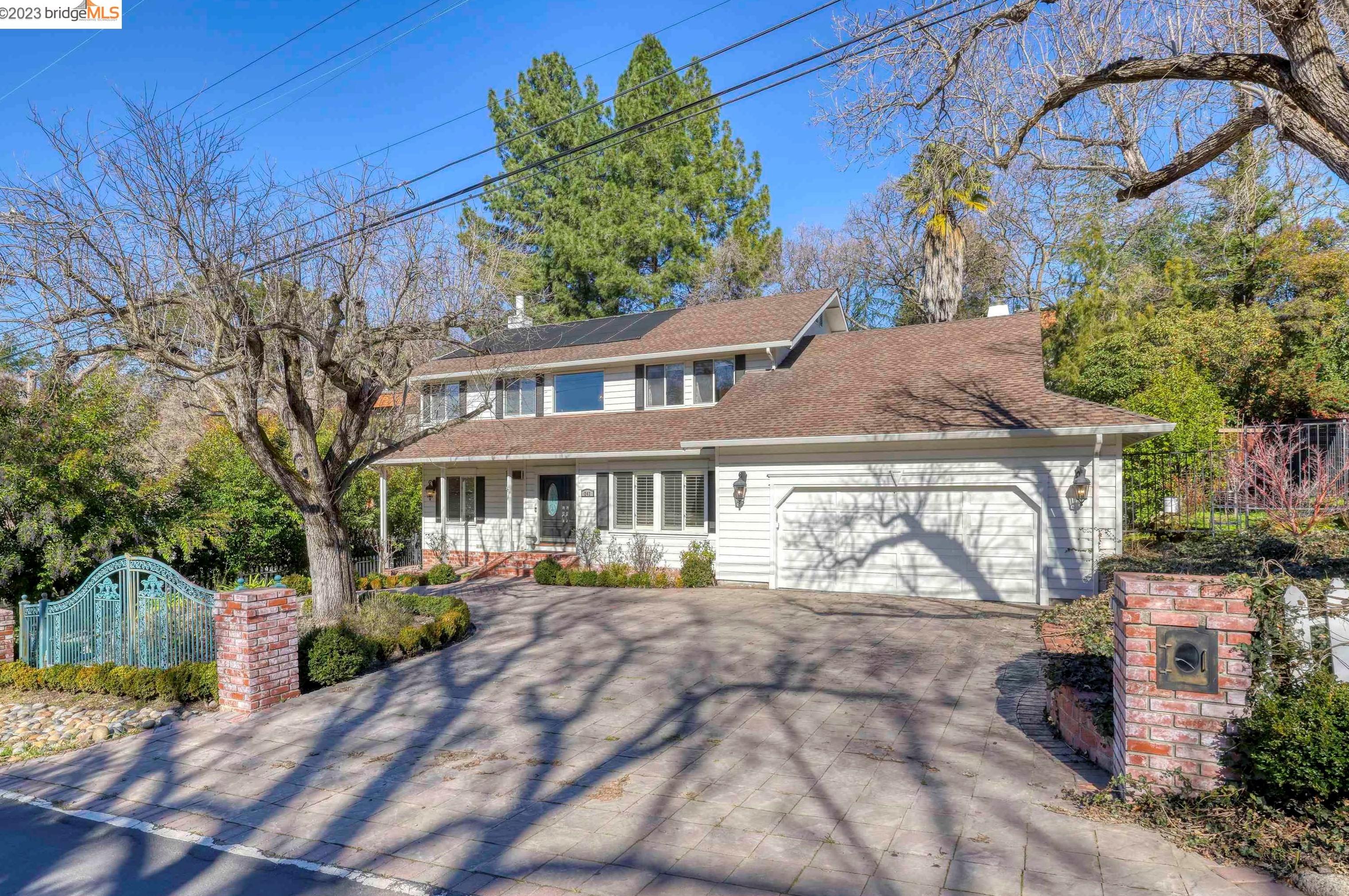 242 Marshall Dr, Walnut Creek, CA 94598