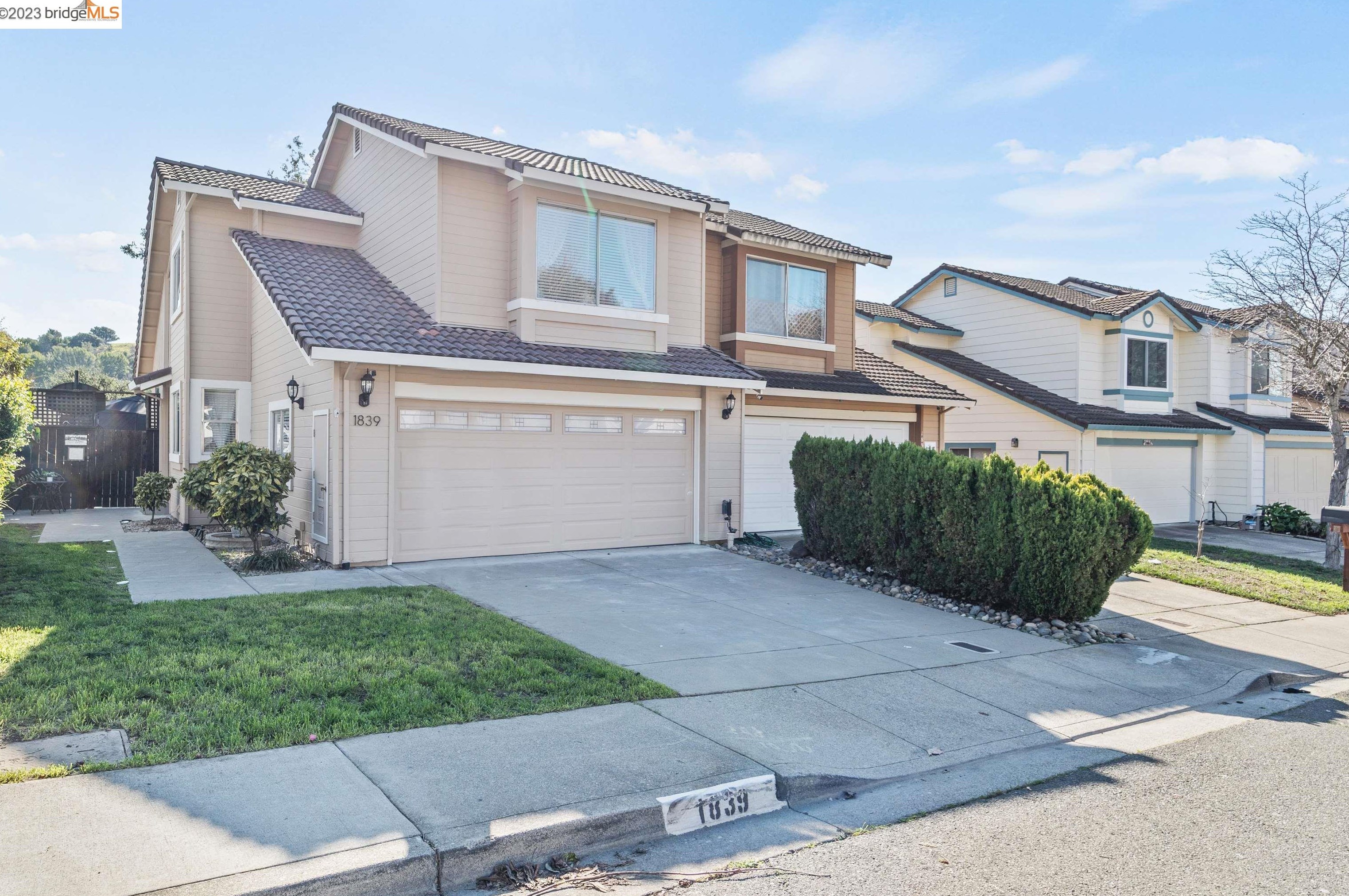 1839 Canyon Dr, Pinole, CA 94564