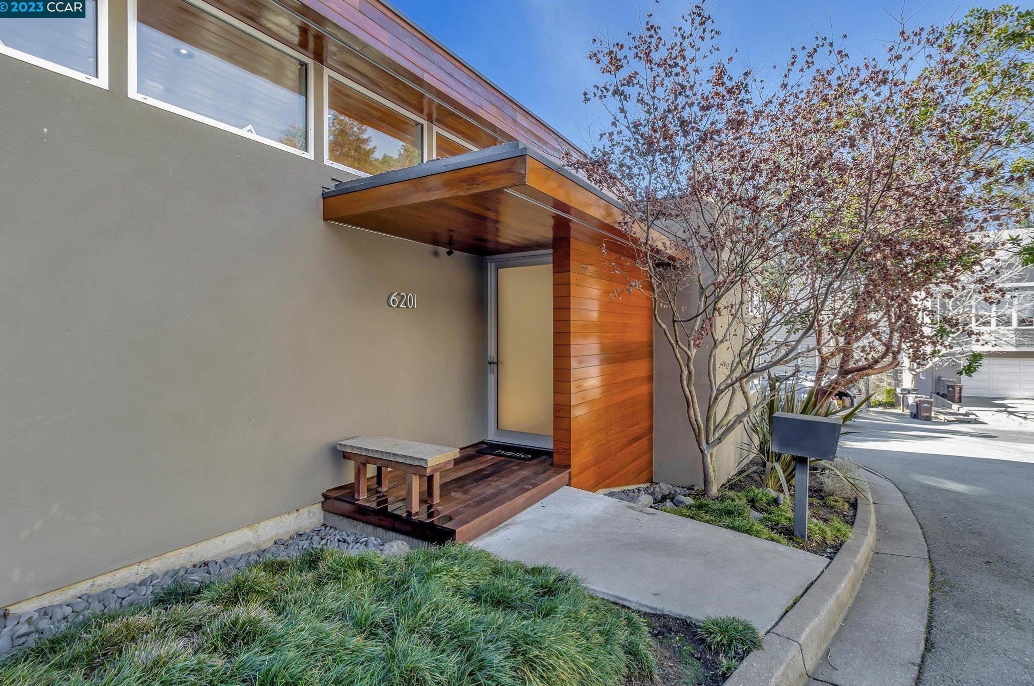 6201 Westwood Way, Oakland, CA 94611-2152