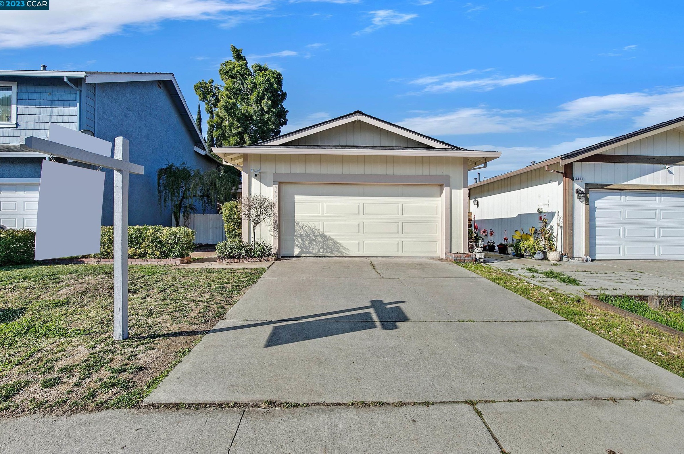 4425 Macadamia Ln, Oakley, CA 94561