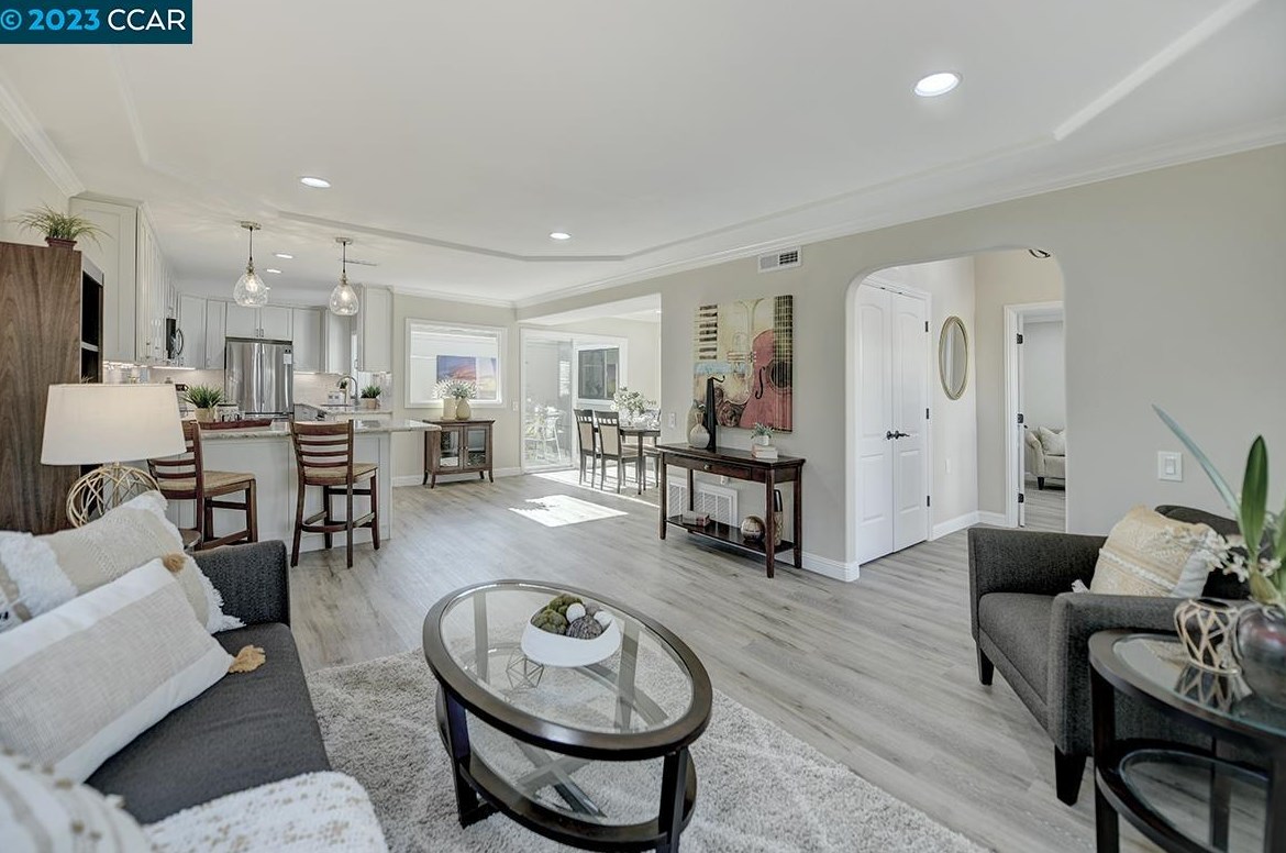 2045 Pine Knoll Dr #1, Walnut Creek, CA 94595