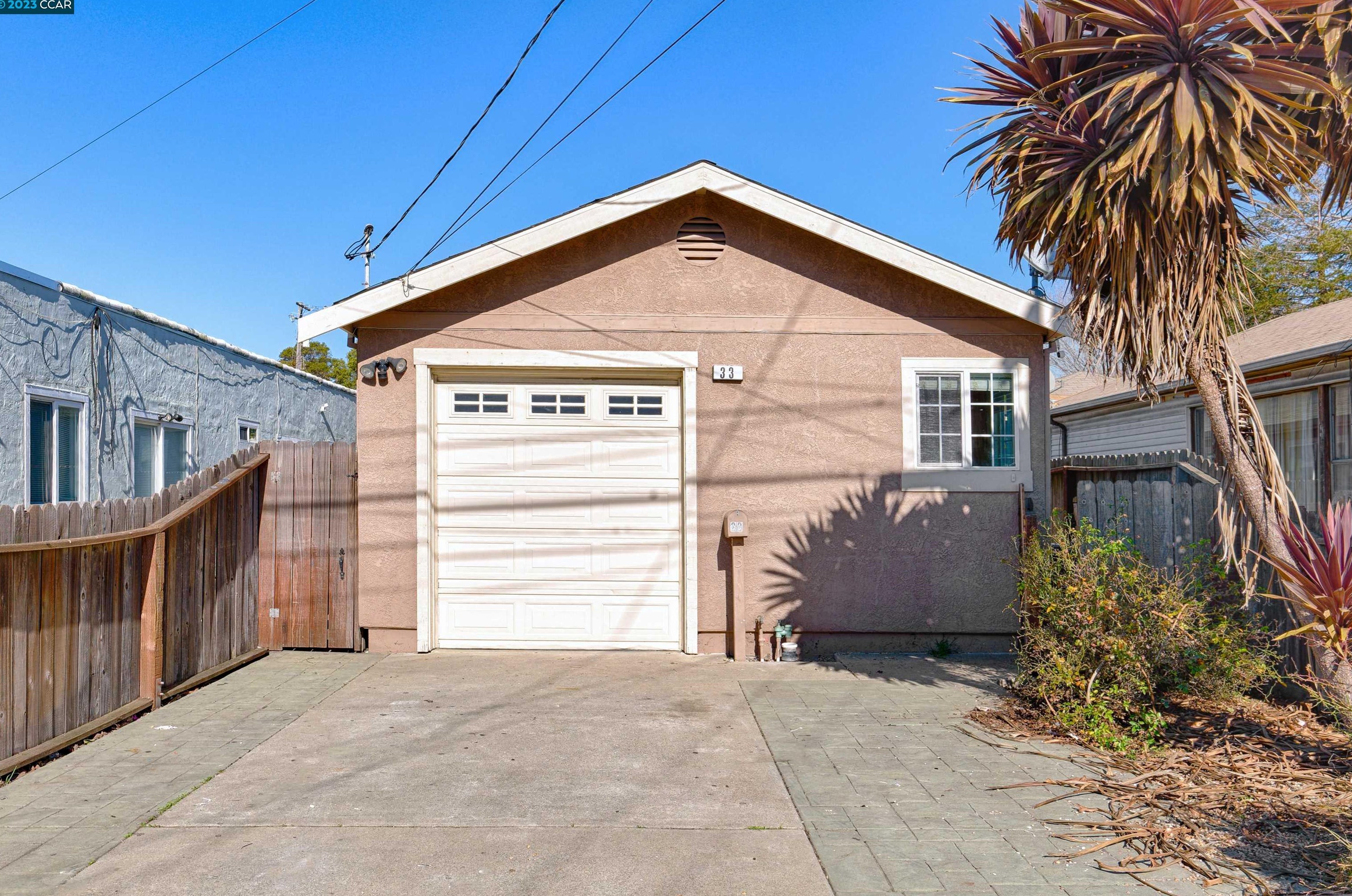 33 Chesley Ave, Richmond, CA 94801-1574