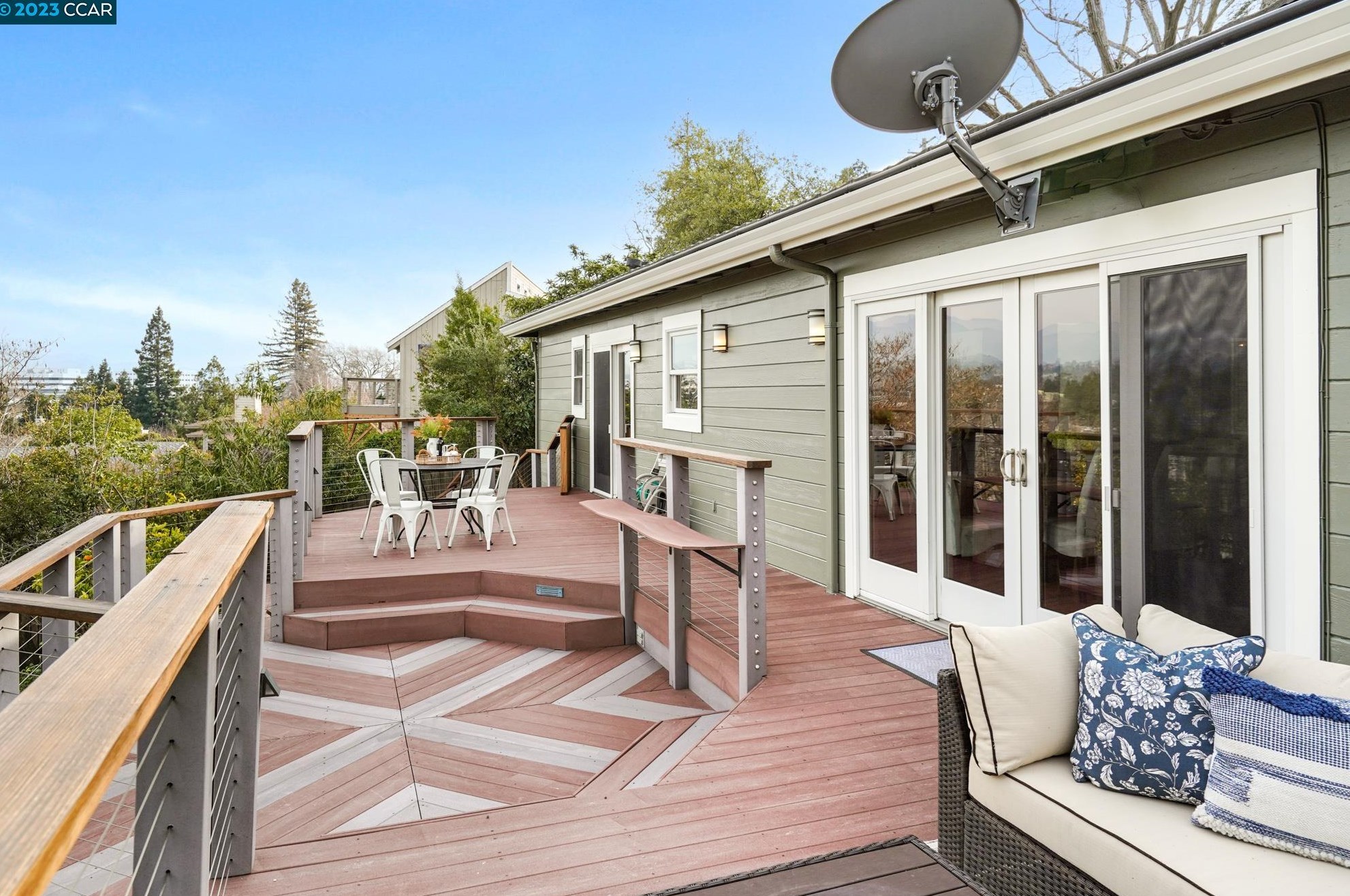 2410 Overlook Dr, Walnut Creek CA  94597-3009 exterior