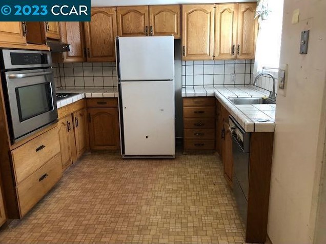 1452 156th Ave, San Leandro, CA 94578