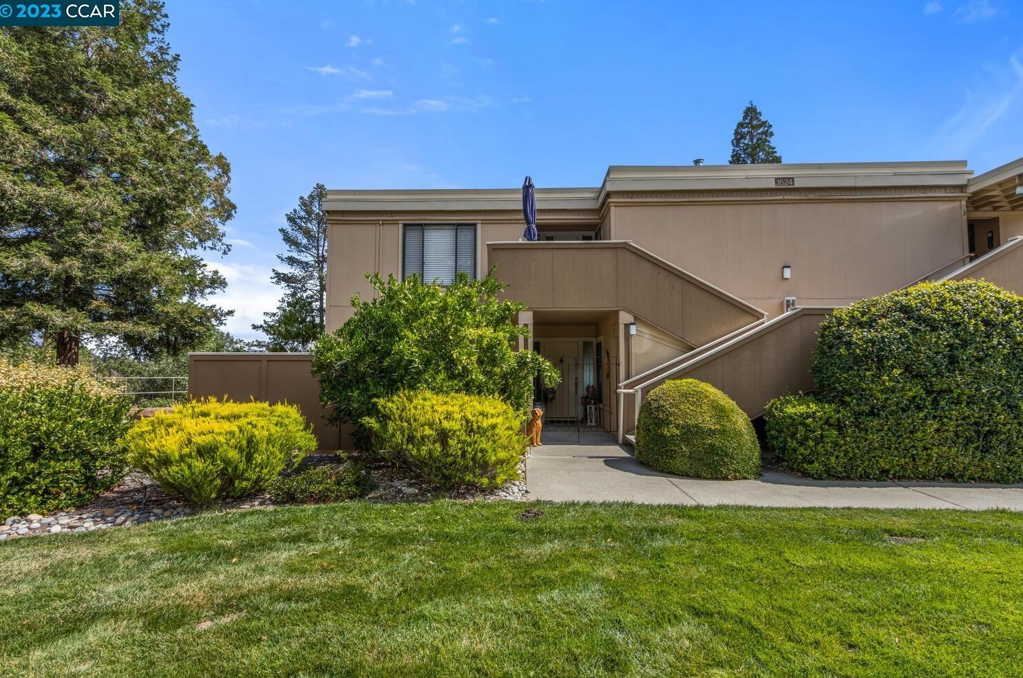 1624 Golden Rain Rd, Walnut Creek, CA 94595-2104