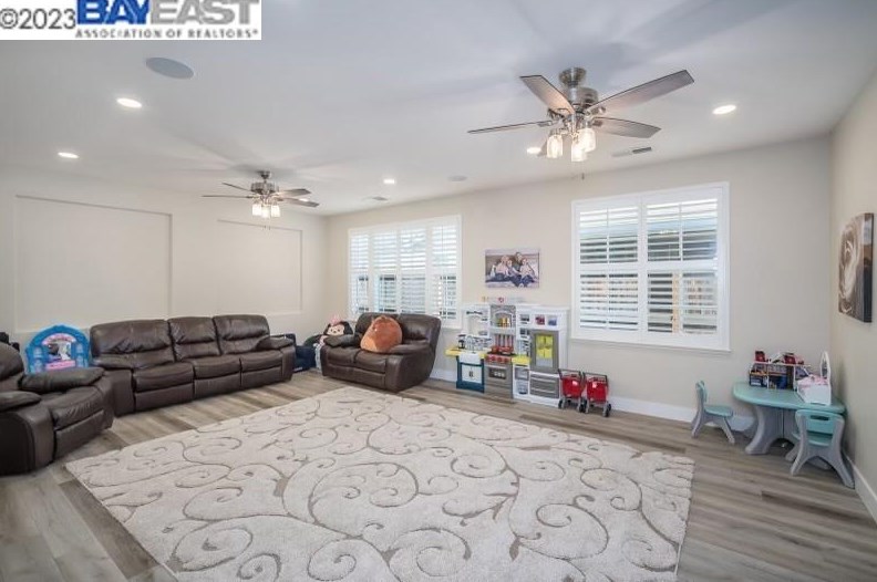 2140 Ranch View Dr, Rocklin CA  95765-5357 exterior