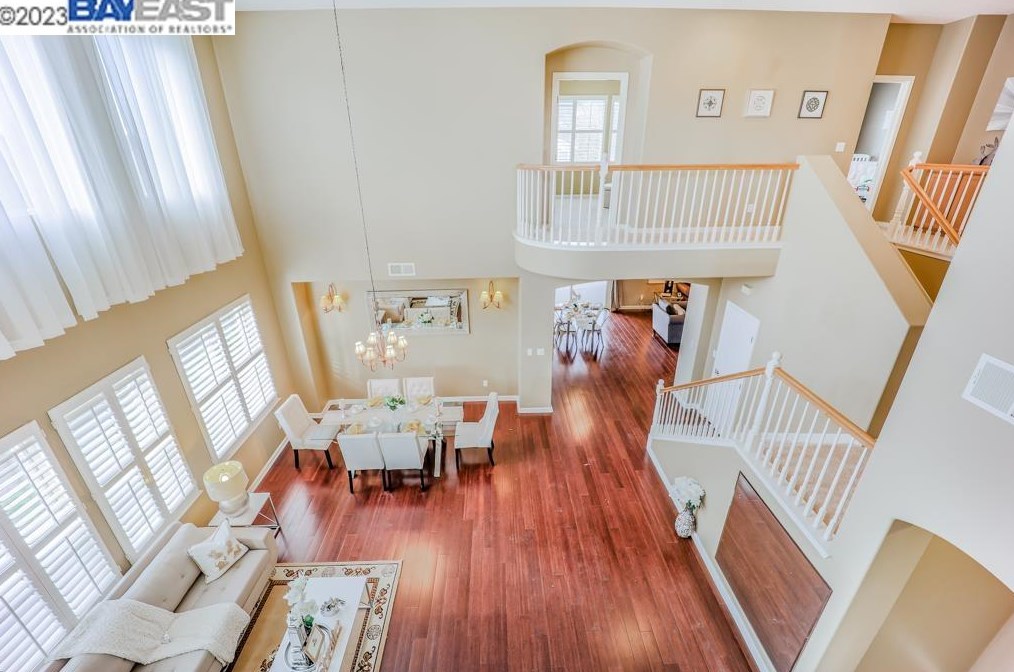 233 Tanglewood Dr, Richmond CA  94806-5815 exterior