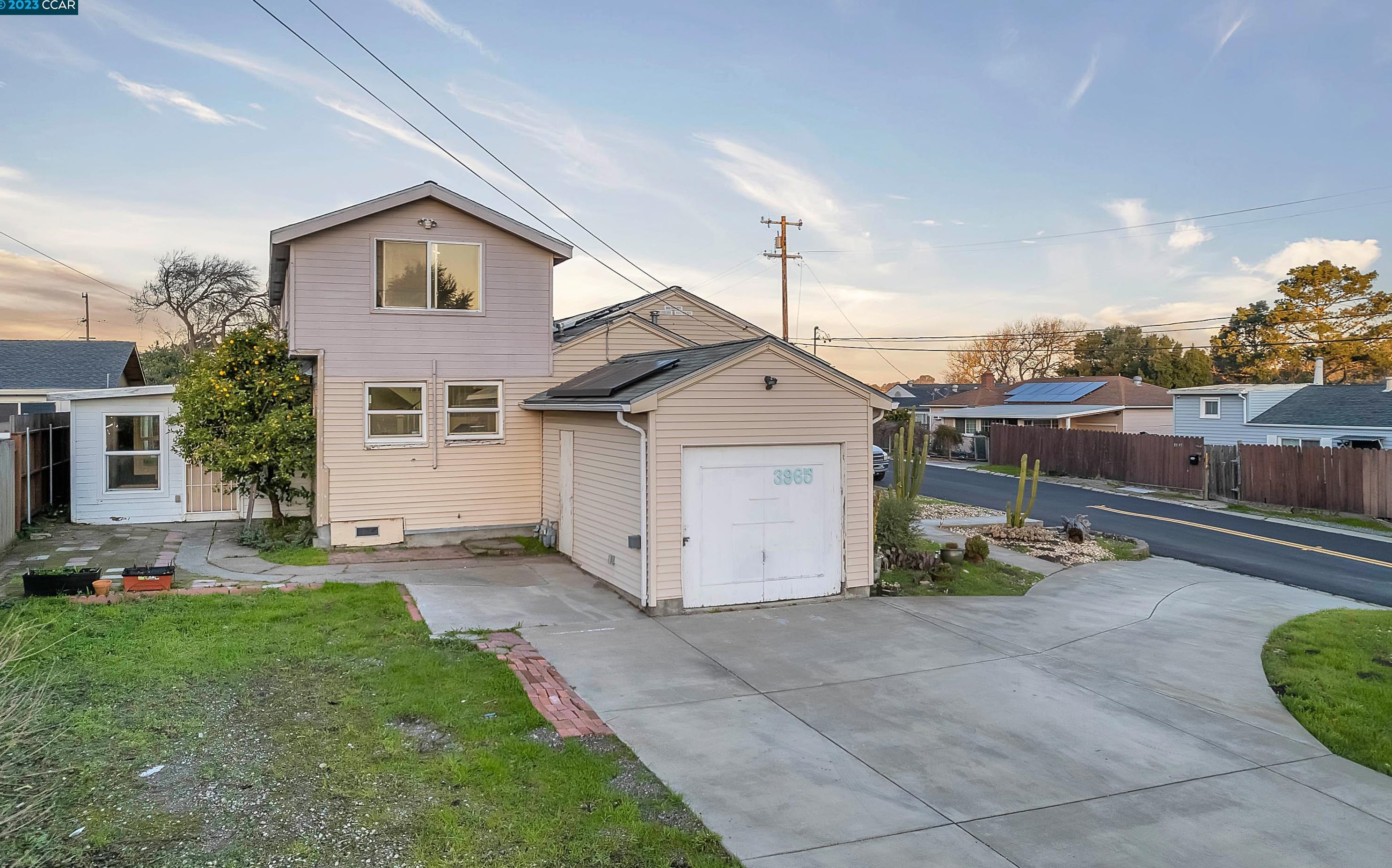 3965 La Colina Rd, Richmond, CA 94803-2915