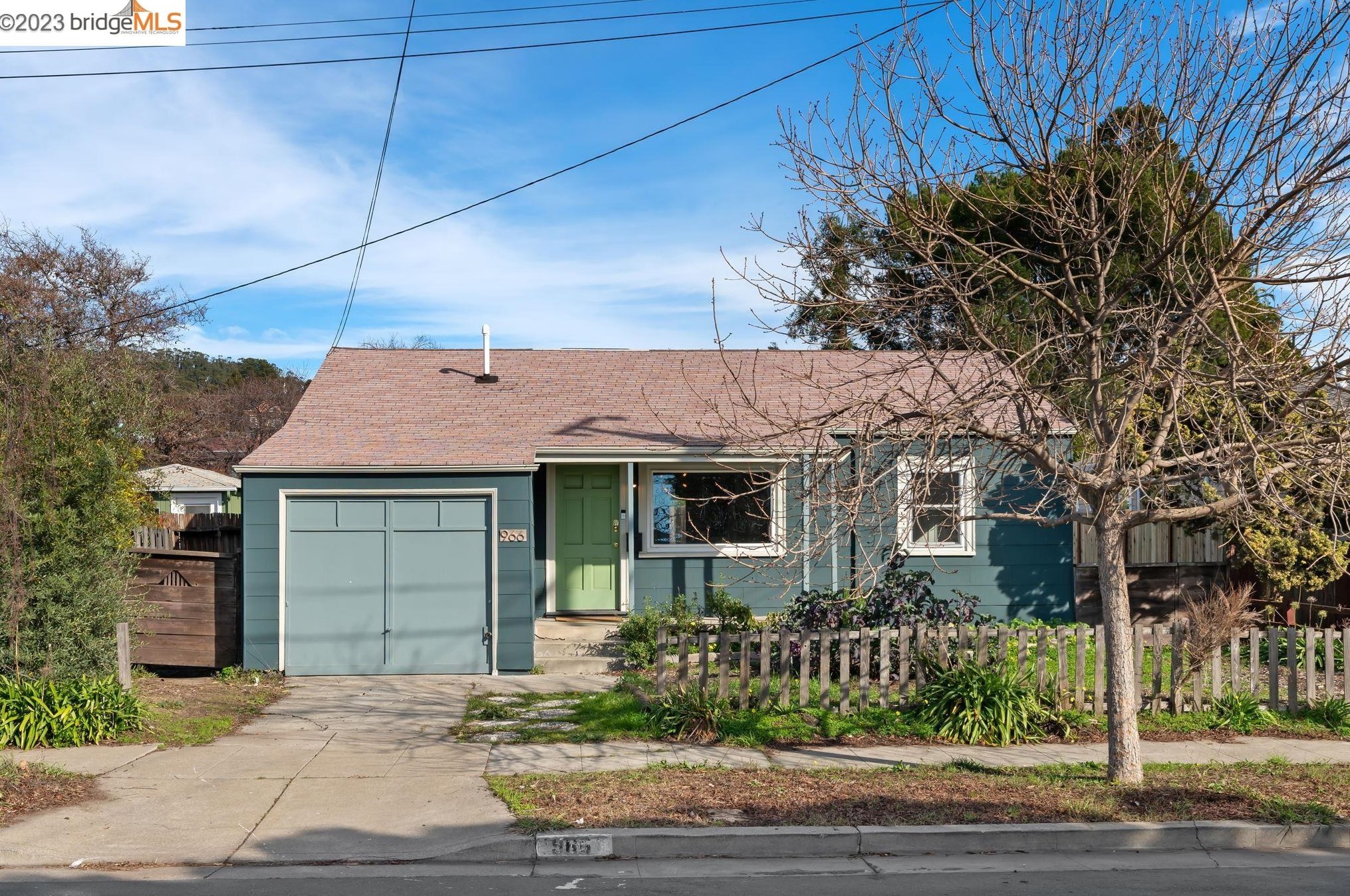 966 Kern St, Richmond, CA 94805