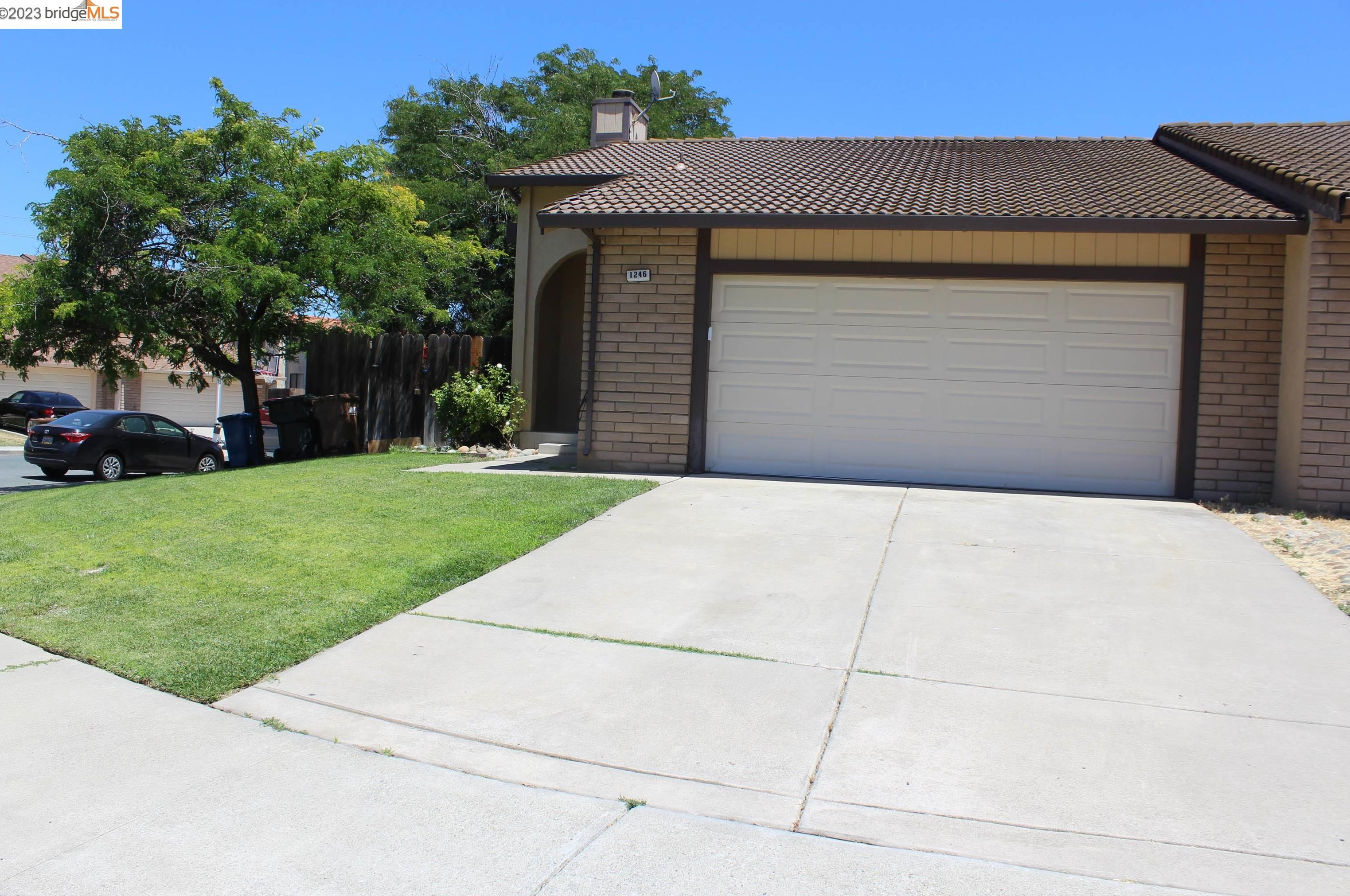 1246 Almondwood Dr, Antioch CA  94509-5169 exterior
