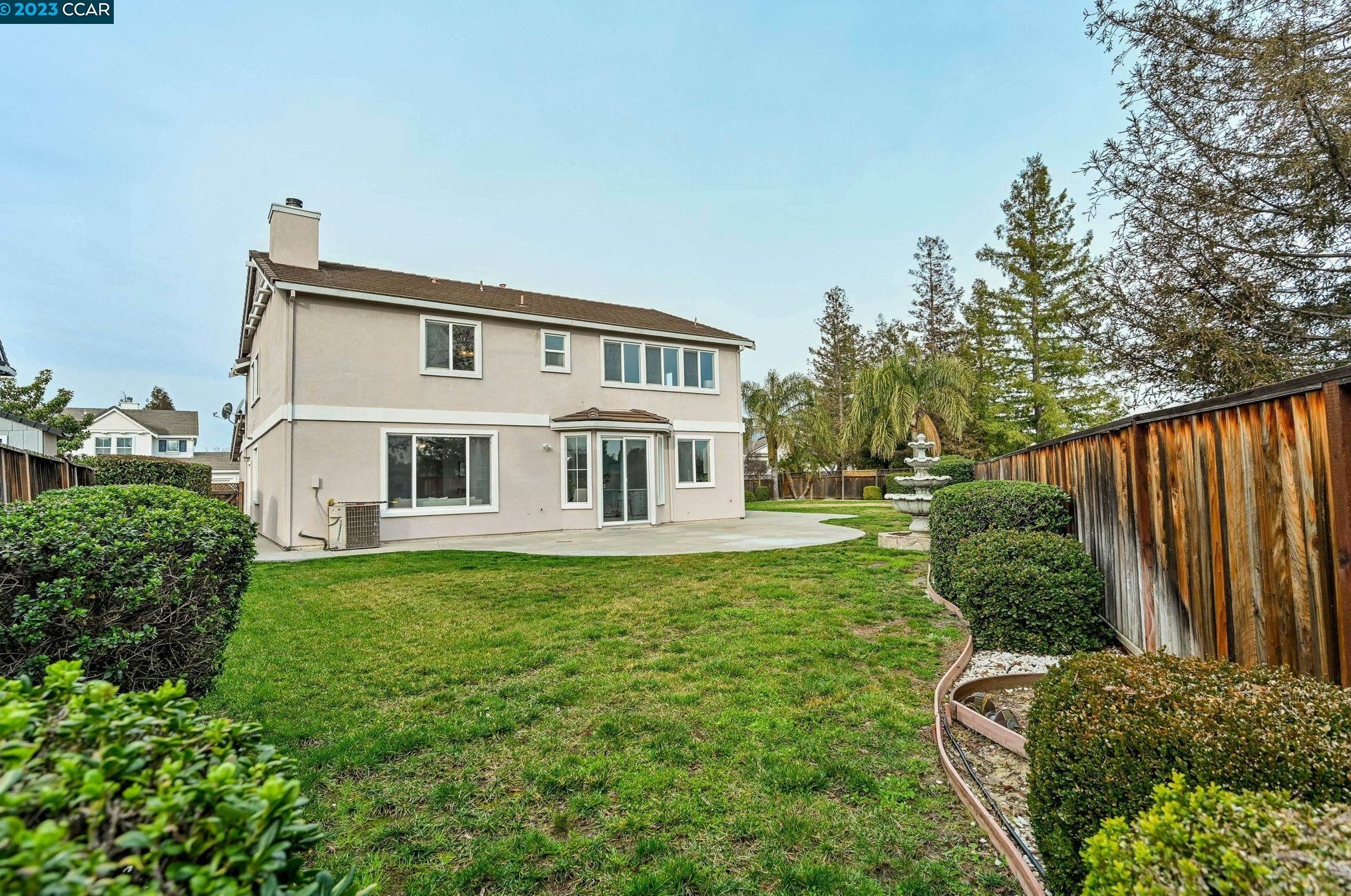 981 Chamomile Ln, Los Angeles CA  94513-6166 exterior