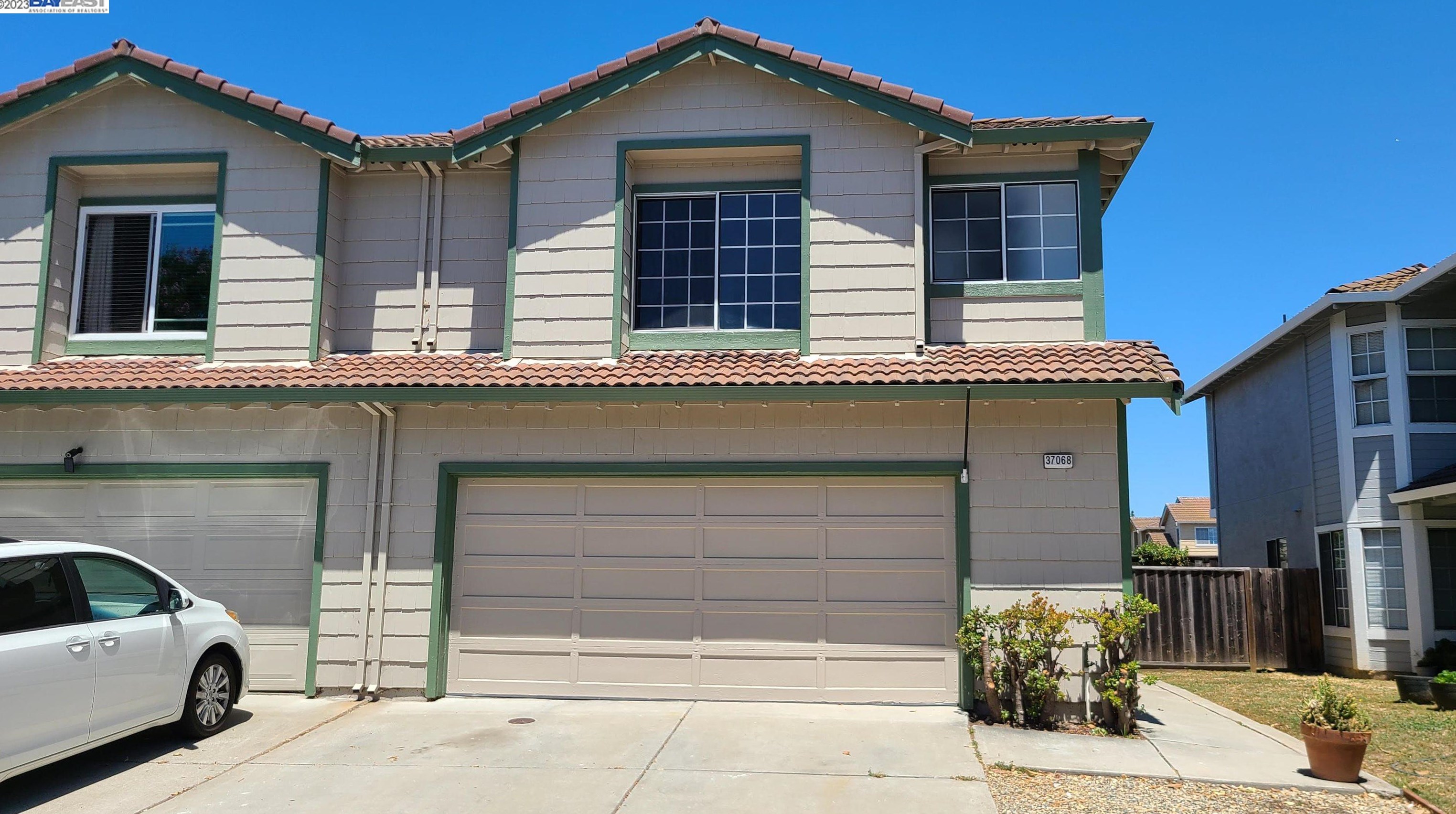 37068 Saint Edwards, Newark, CA 94560