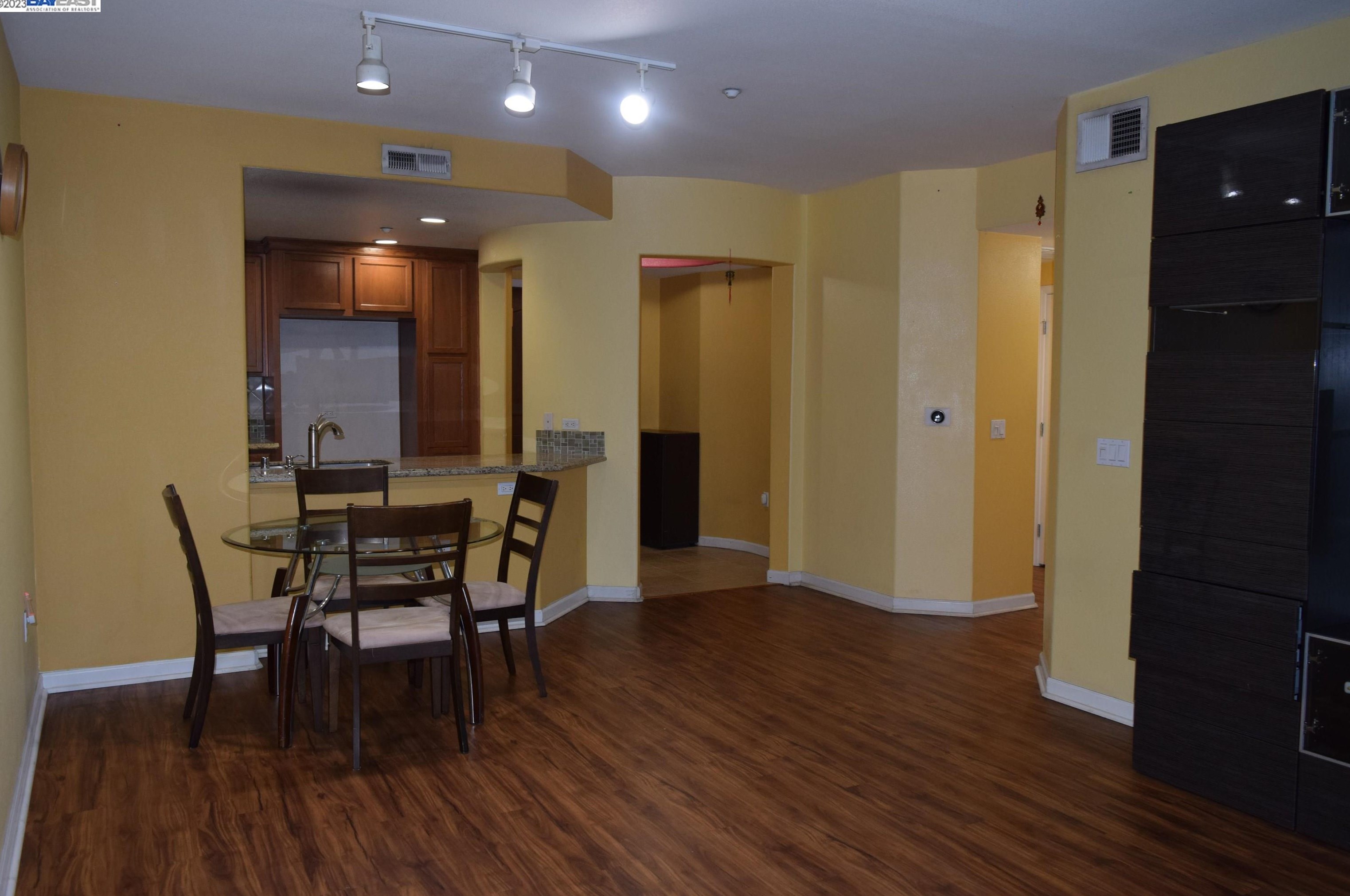 49002 Cinnamon Fern Common #316, Fremont, CA 94539